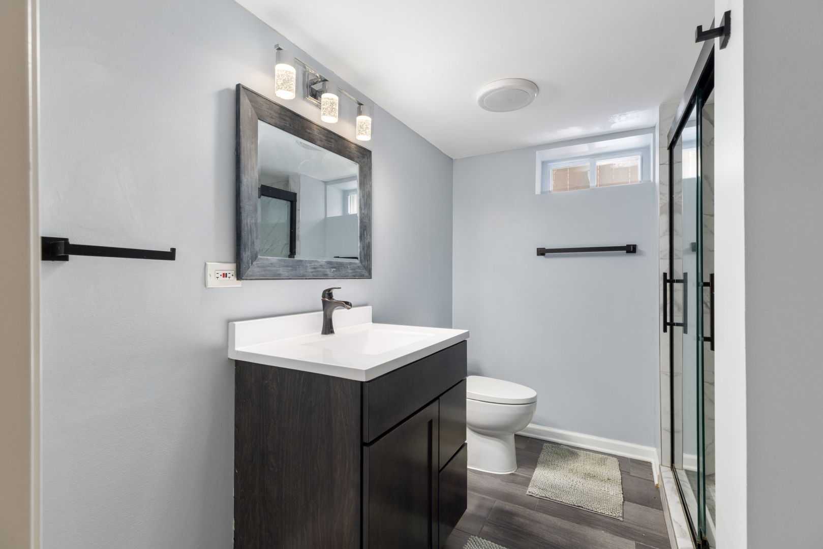 6718 W Forest Preserve Drive, Harwood Heights, IL 60706