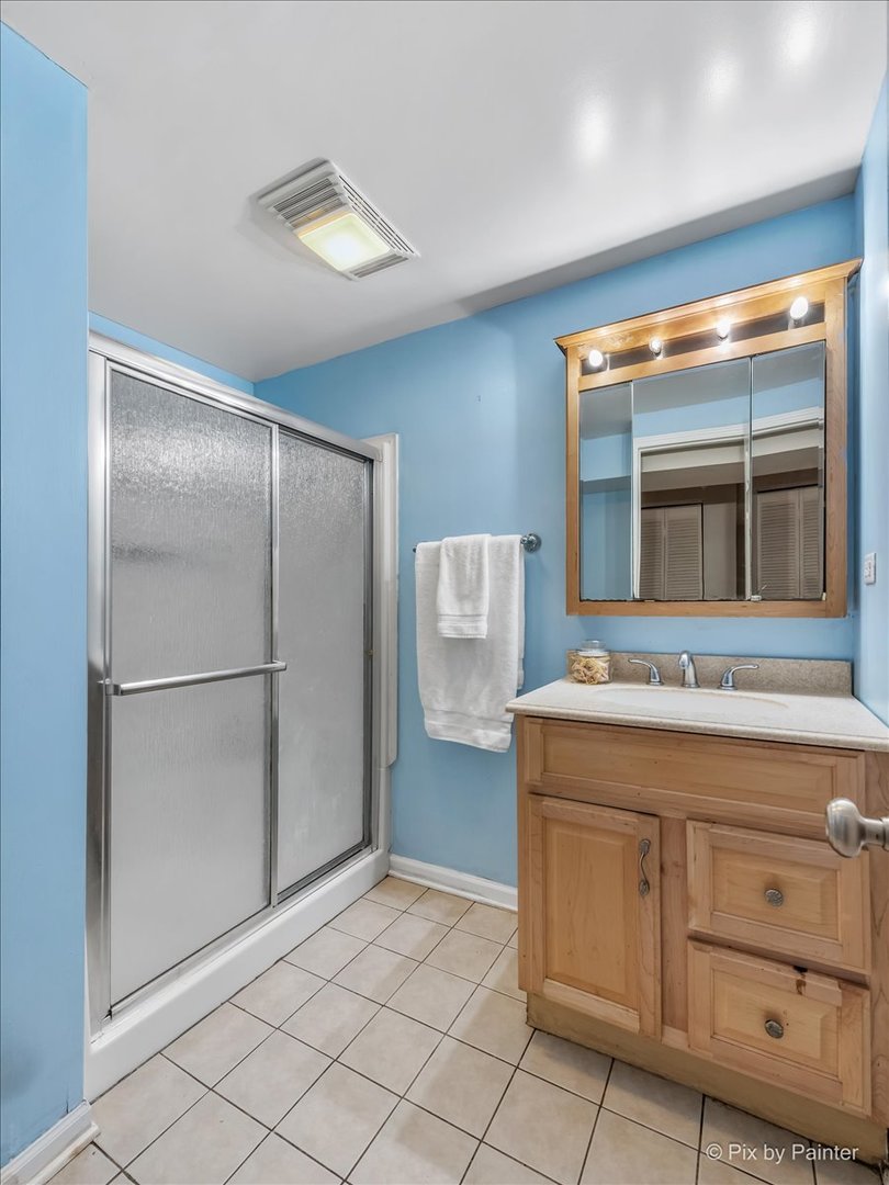 1990 WILDWOOD Lane, Hanover Park, IL 60133