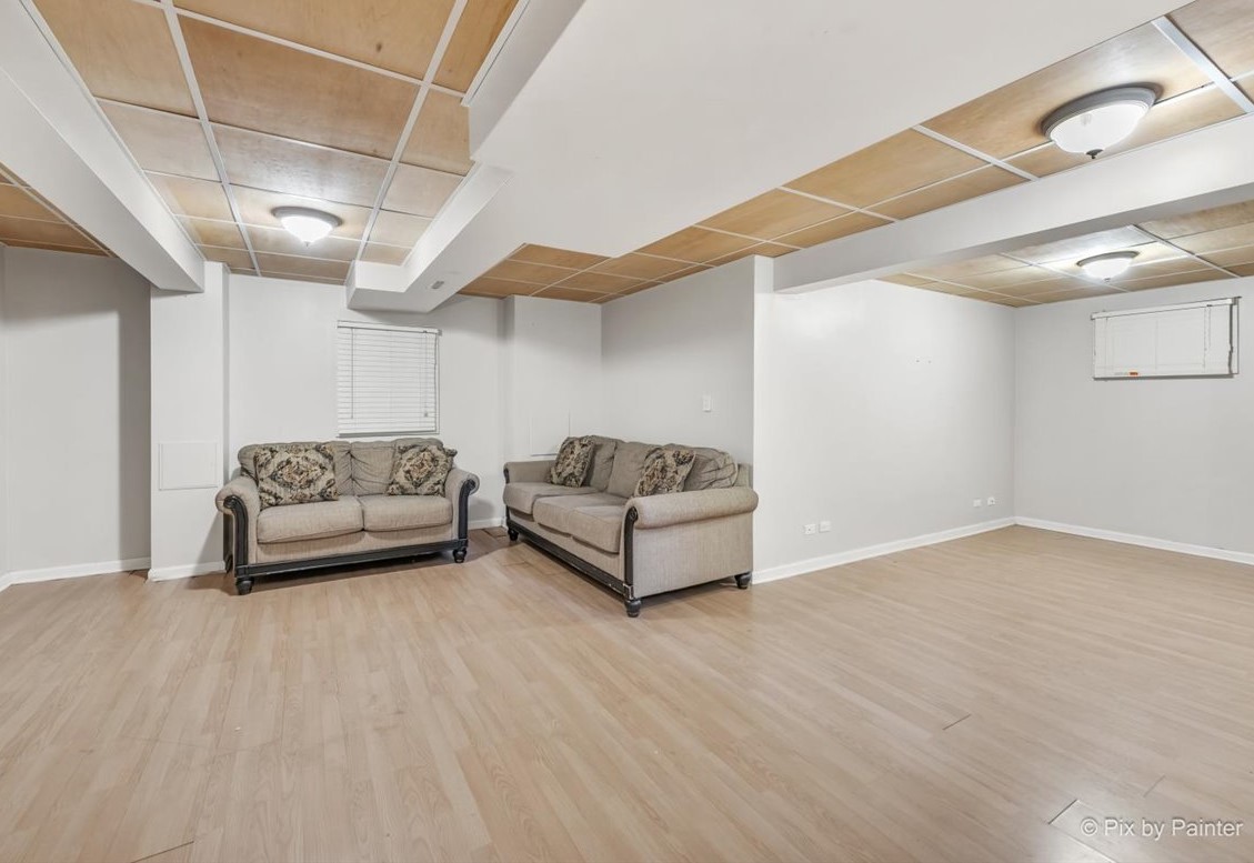 1990 WILDWOOD Lane, Hanover Park, IL 60133