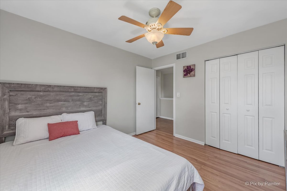 1990 WILDWOOD Lane, Hanover Park, IL 60133