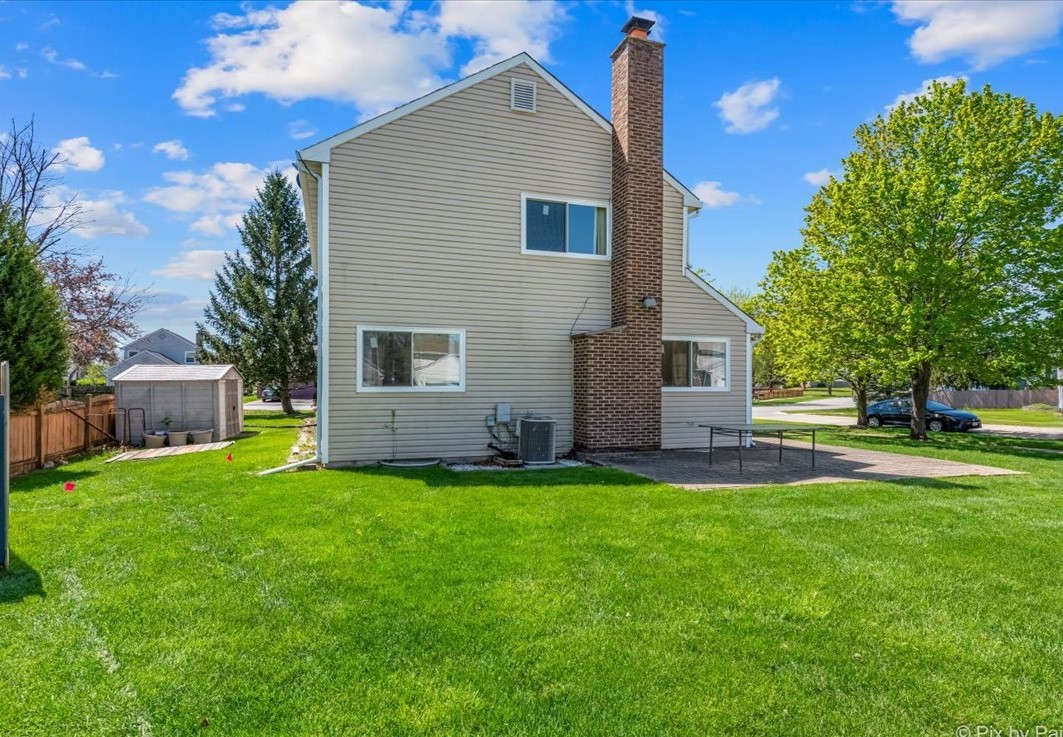 1990 WILDWOOD Lane, Hanover Park, IL 60133