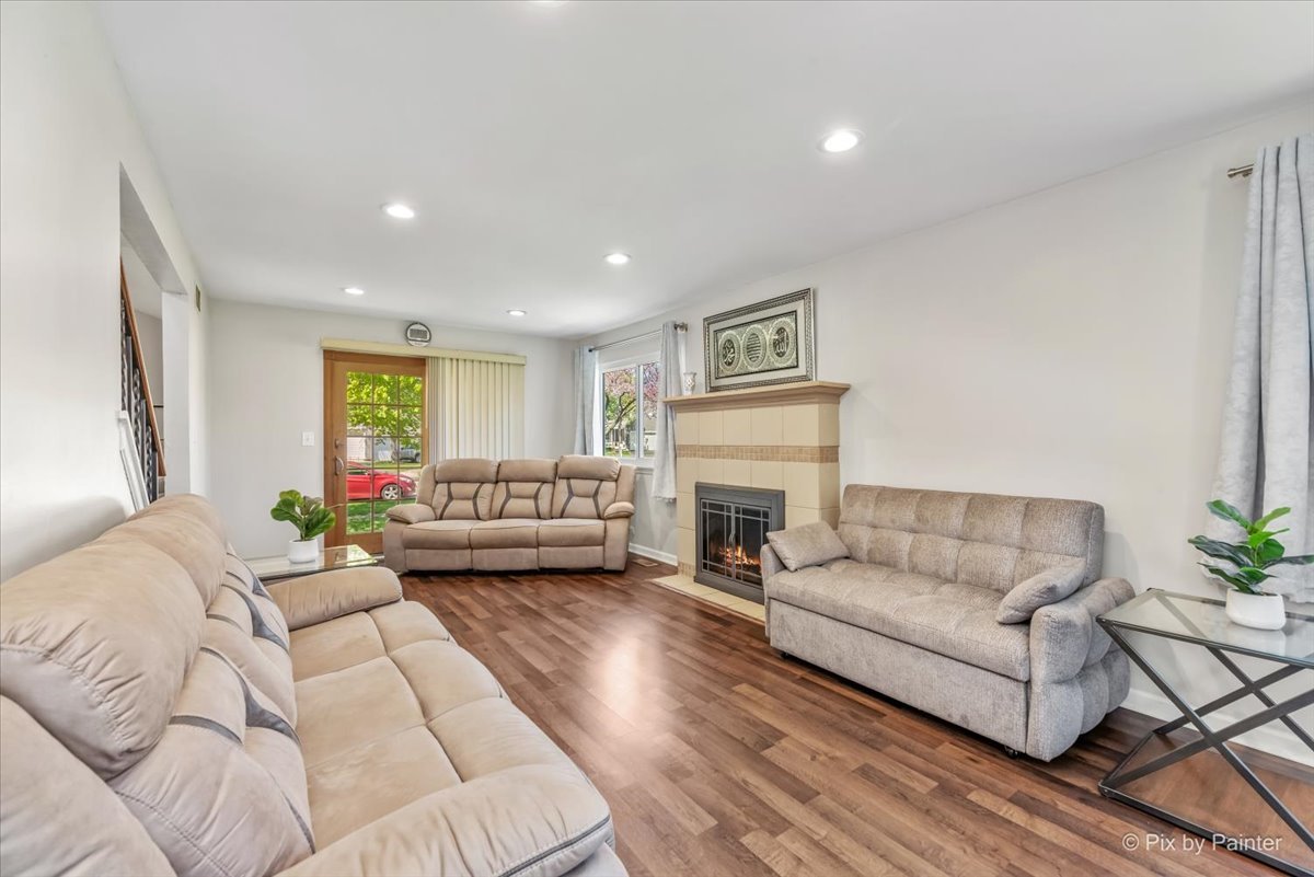 1990 WILDWOOD Lane, Hanover Park, IL 60133