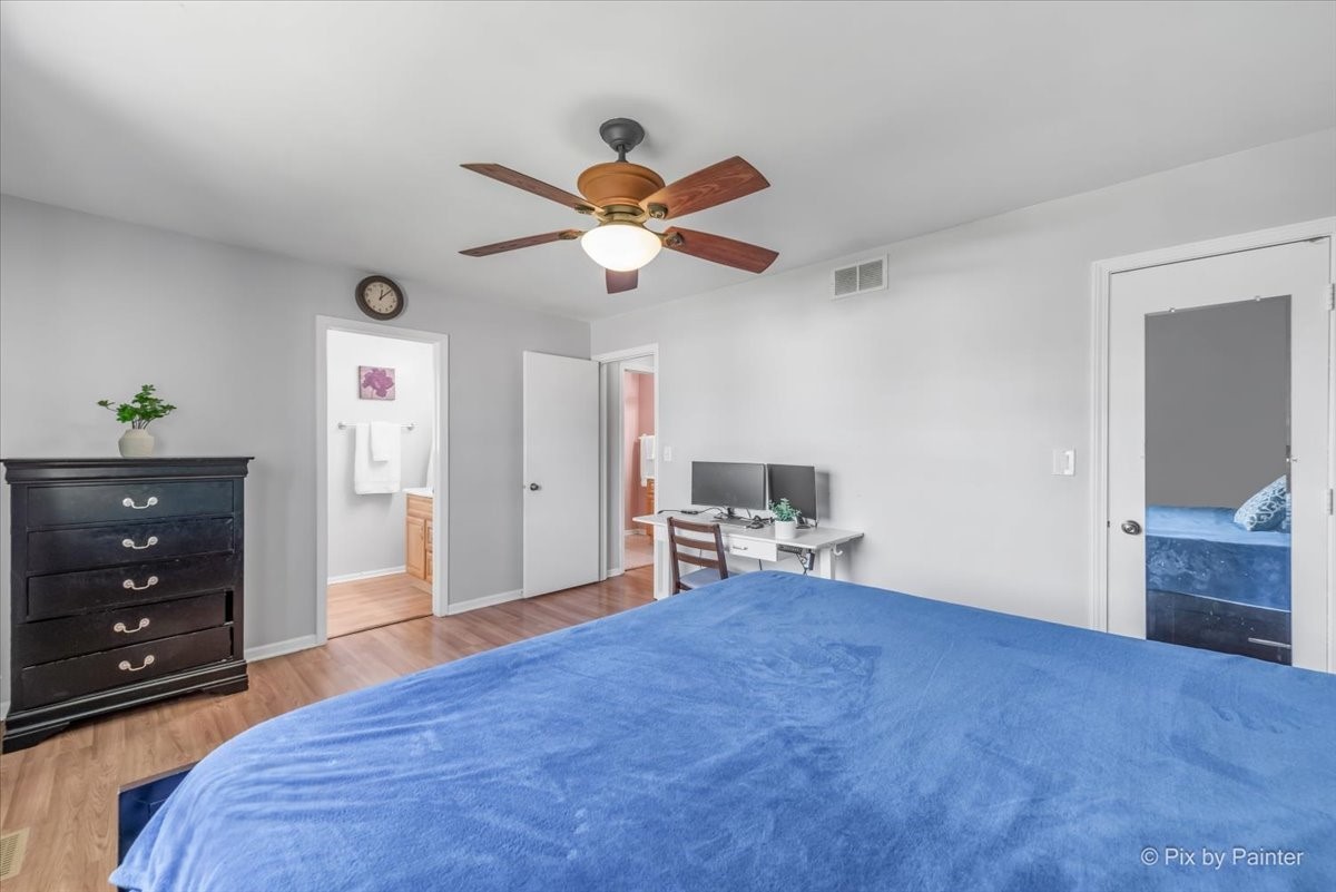 1990 WILDWOOD Lane, Hanover Park, IL 60133