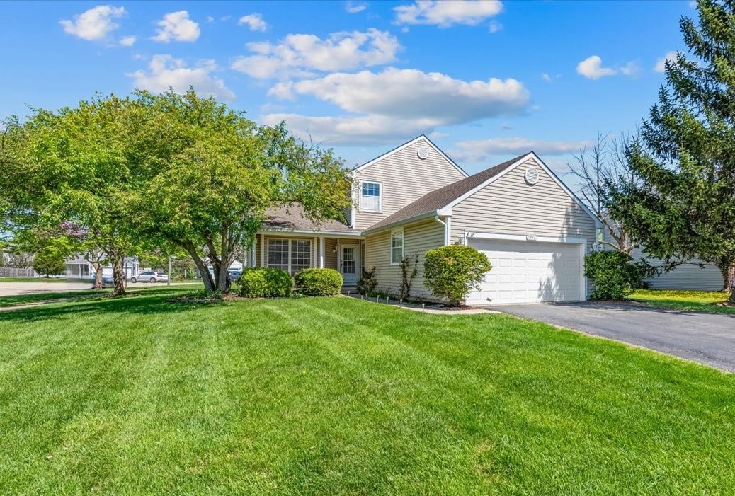 1990 WILDWOOD Lane, Hanover Park, IL 60133