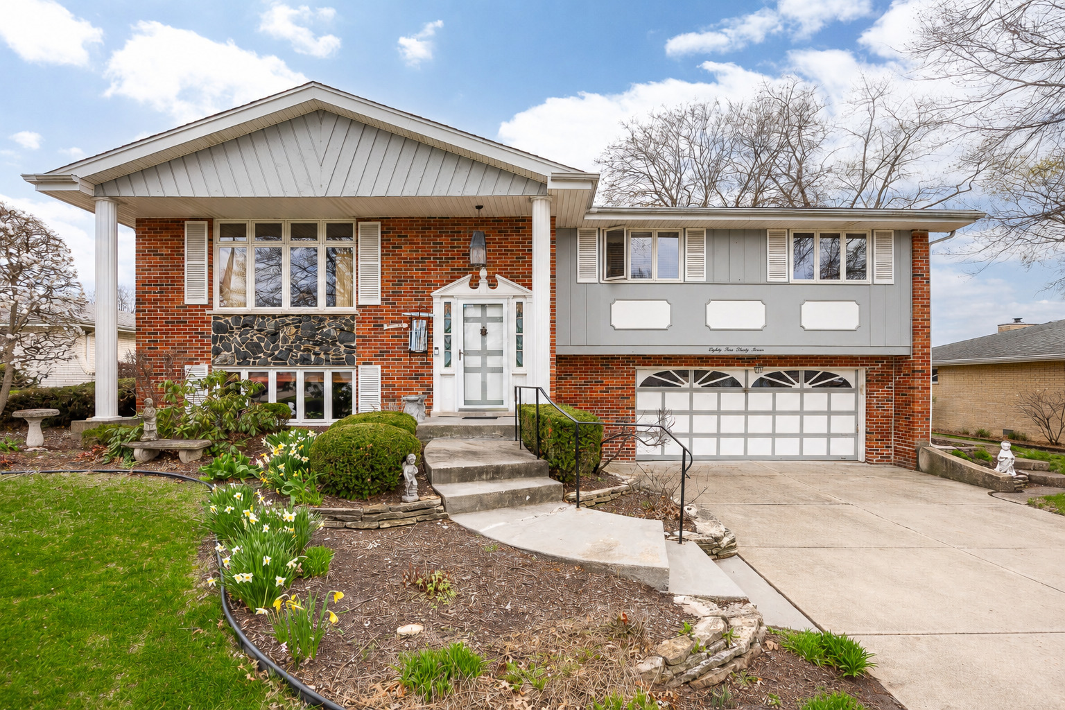 8537 Walnut Avenue, Orland Park, IL 60462