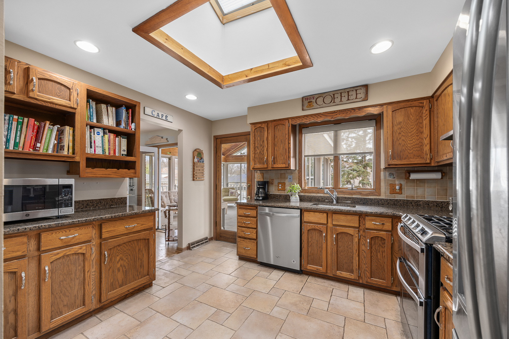 8537 Walnut Avenue, Orland Park, IL 60462