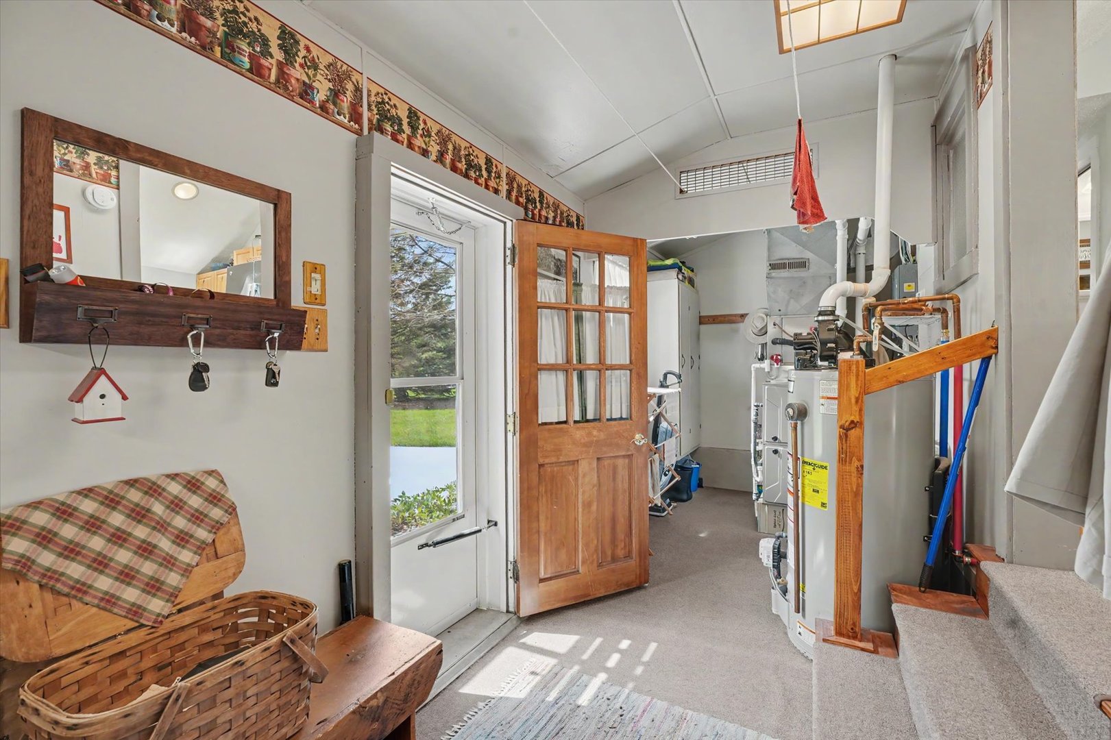 102 S WOOD Street, Gibson City, IL 60936