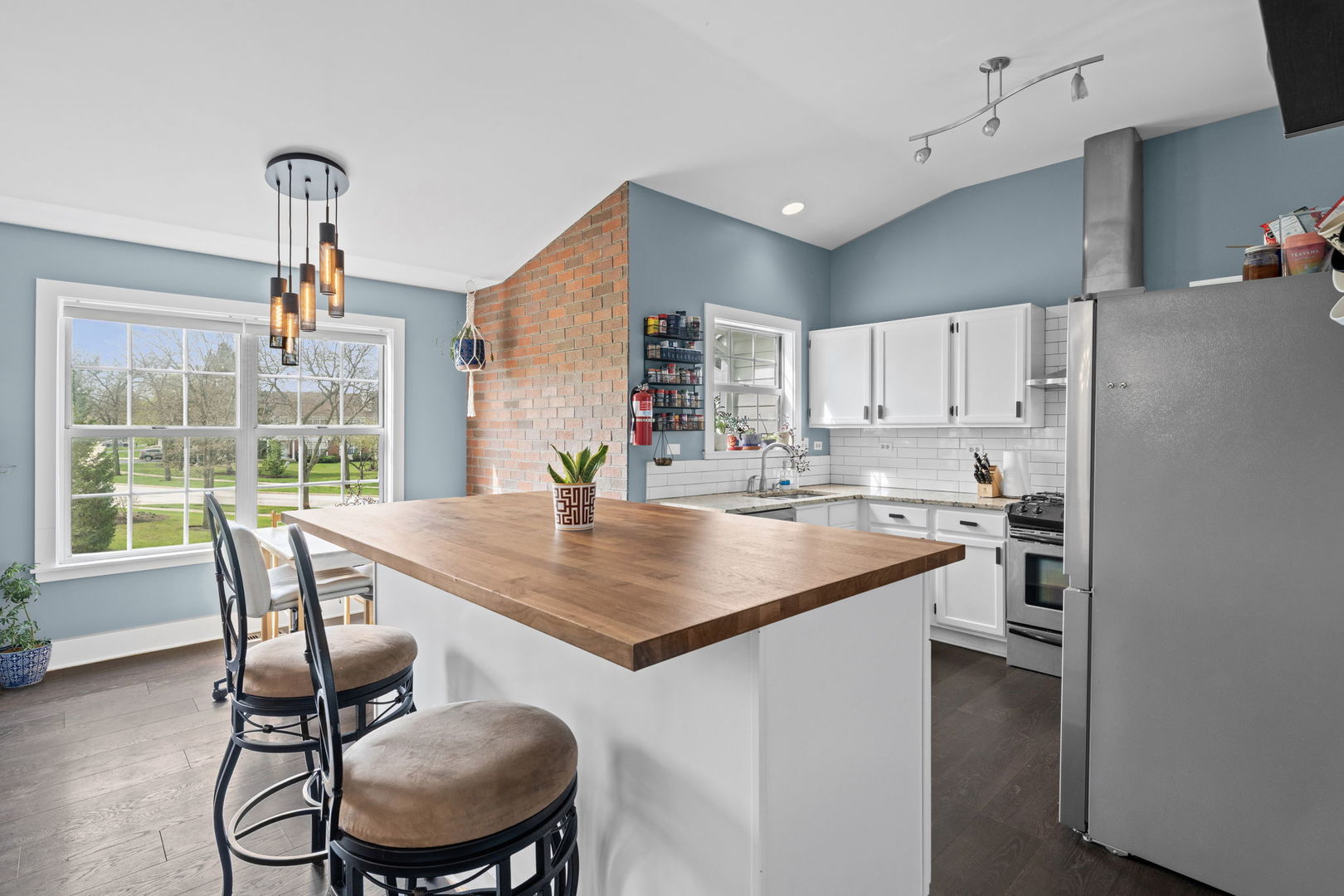 648 Portage Court #648, Vernon Hills, IL 60061