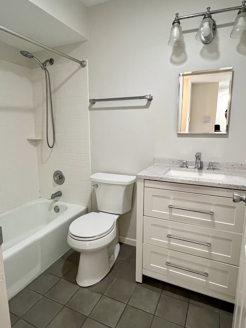 2301 Beau Monde Terrace #203, Lisle, IL 60532