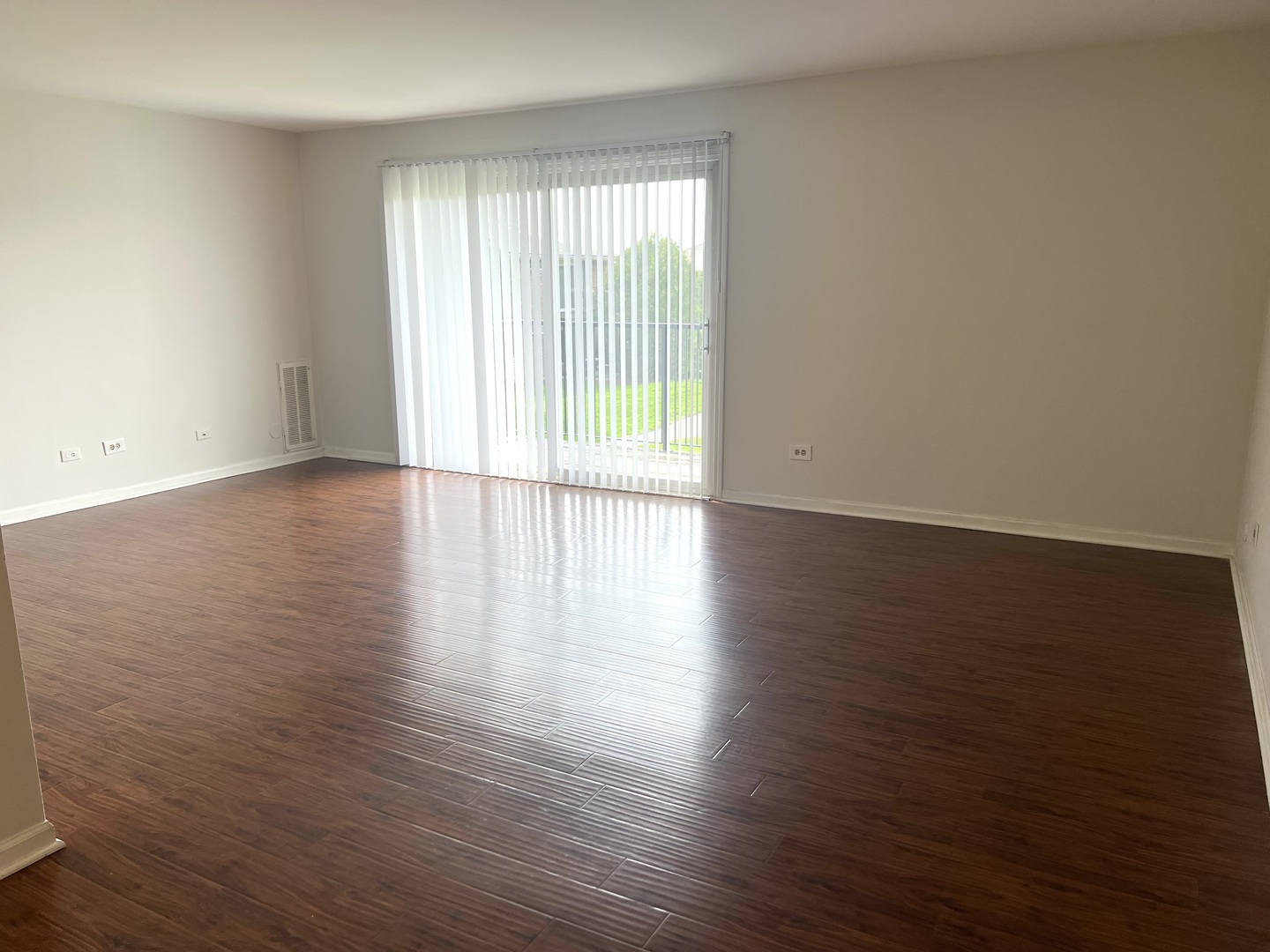 2301 Beau Monde Terrace #203, Lisle, IL 60532