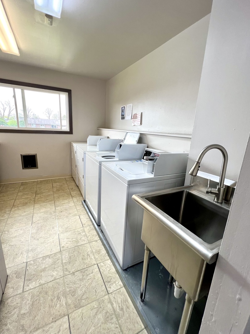 2301 Beau Monde Terrace #203, Lisle, IL 60532