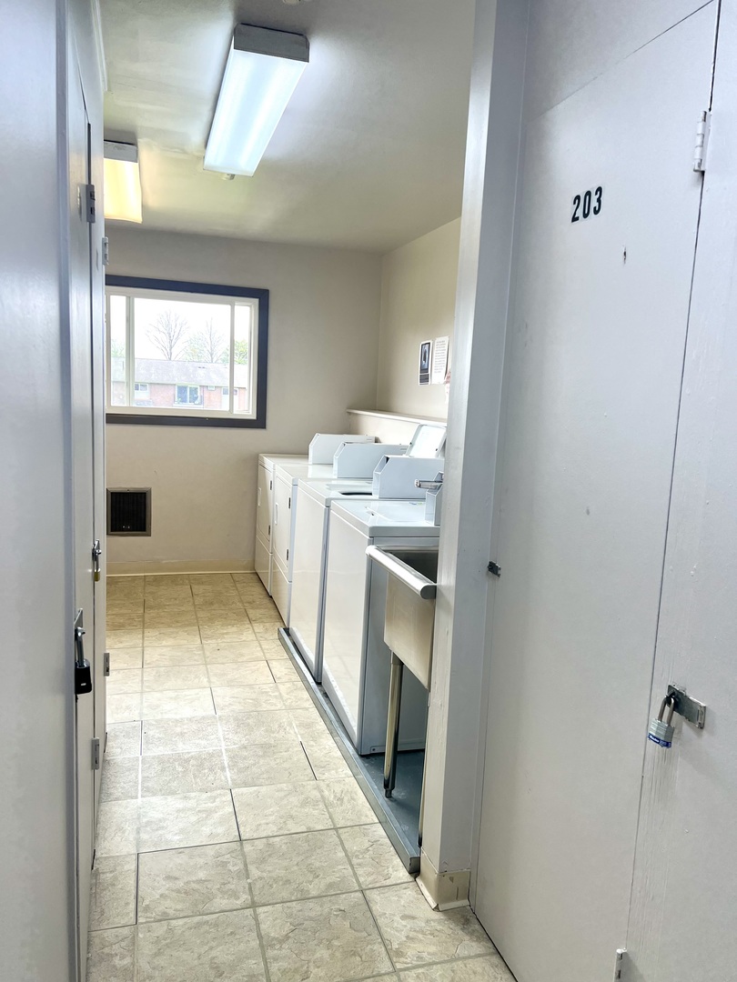 2301 Beau Monde Terrace #203, Lisle, IL 60532