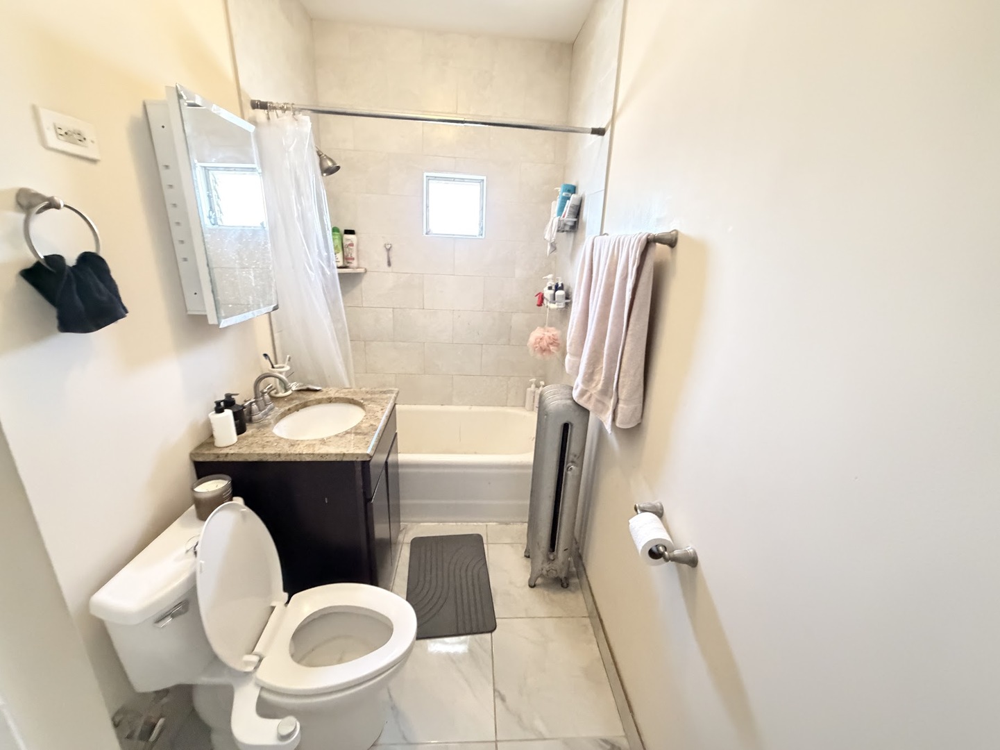 3155 W Augusta Boulevard #3B, Chicago, IL 60622