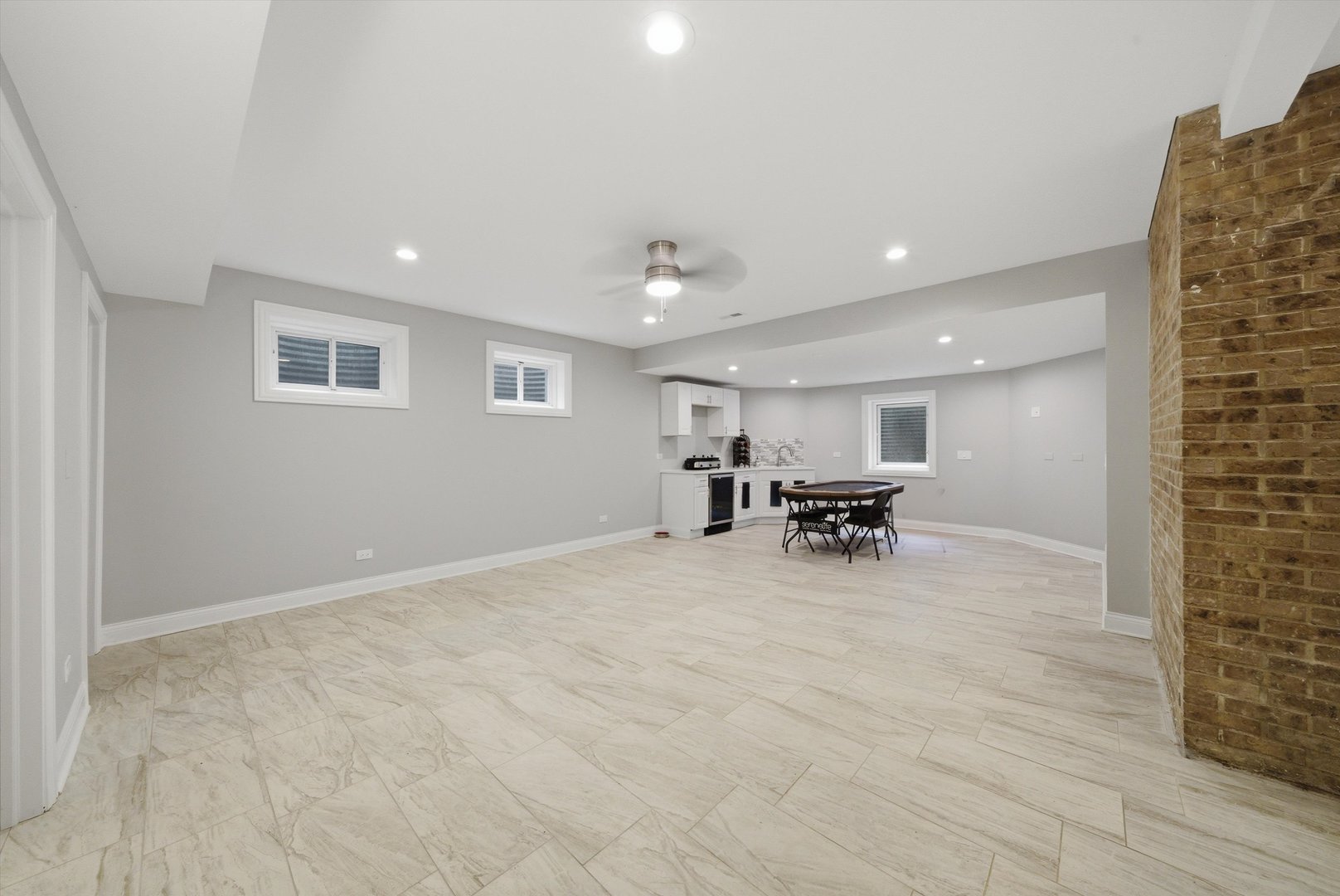 9090 Big Sable Point, Frankfort, IL 60423