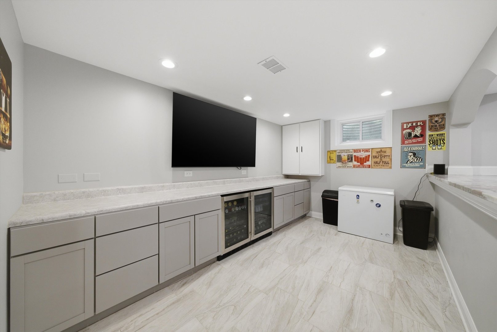 9090 Big Sable Point, Frankfort, IL 60423