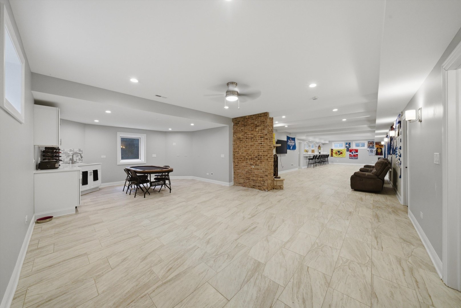 9090 Big Sable Point, Frankfort, IL 60423