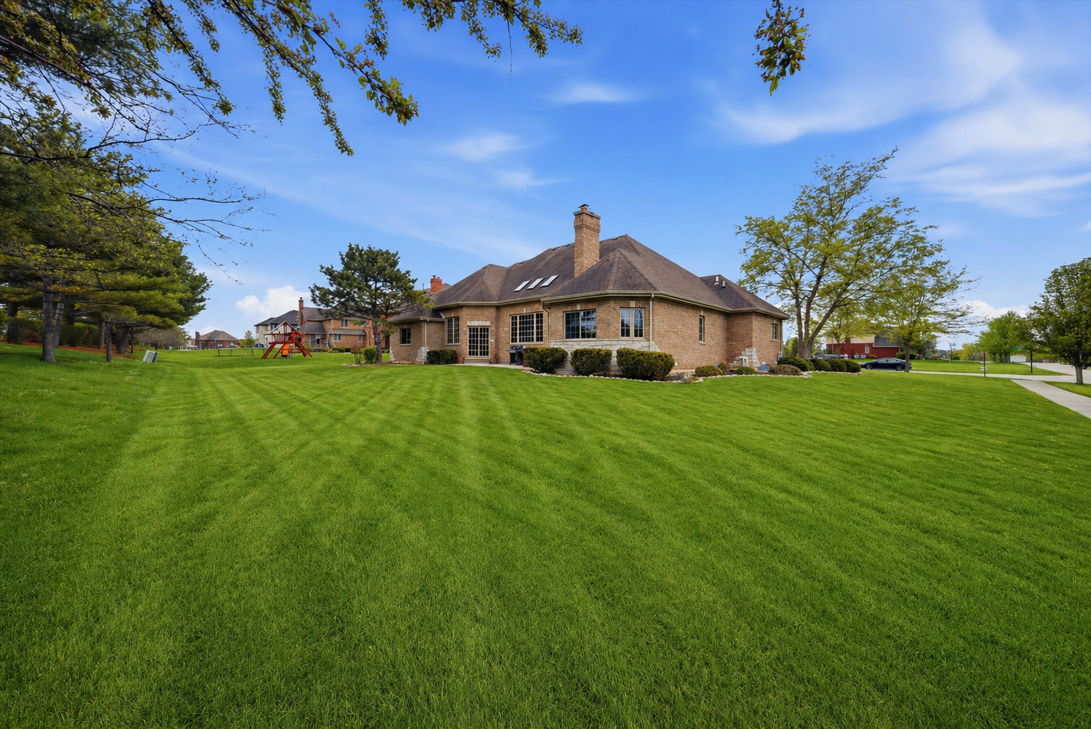 9090 Big Sable Point, Frankfort, IL 60423