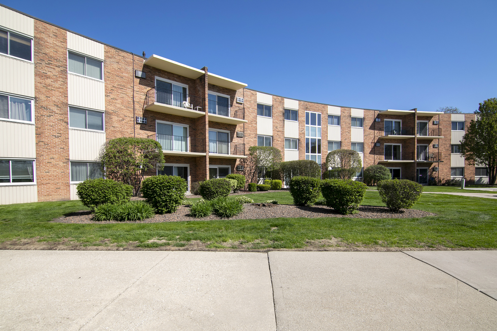 9724 S Karlov Avenue #105, Oak Lawn, IL 60453