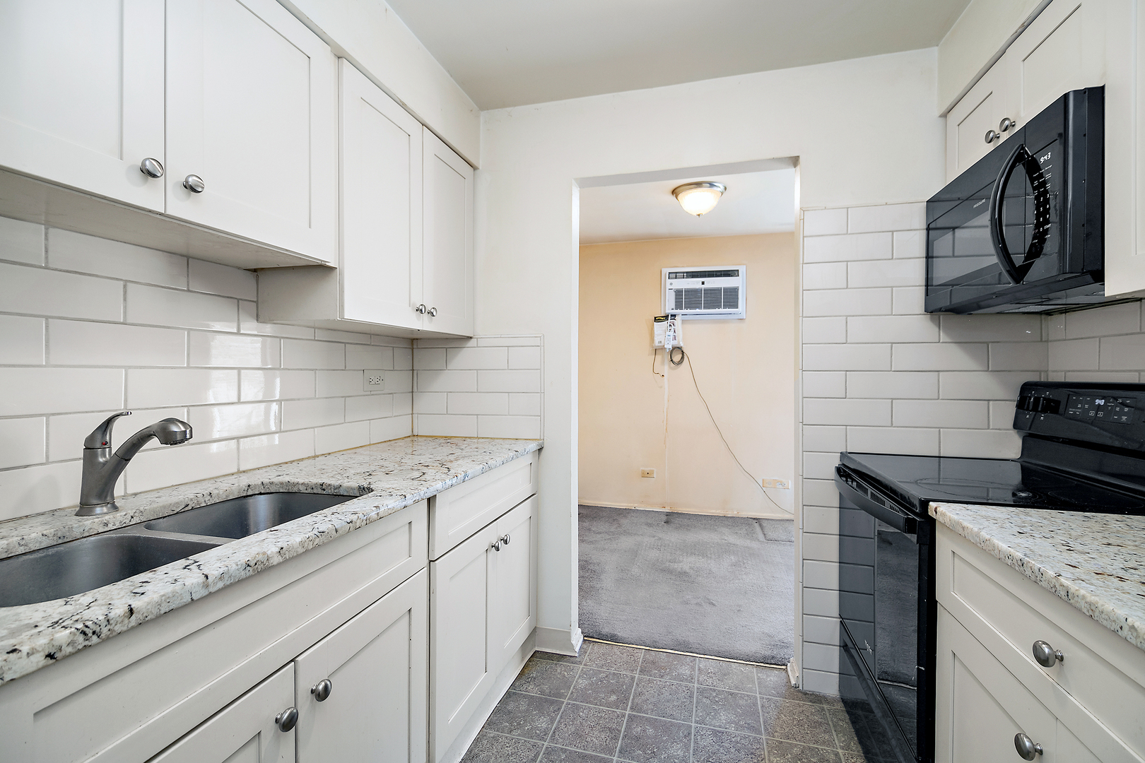 9724 S Karlov Avenue #105, Oak Lawn, IL 60453