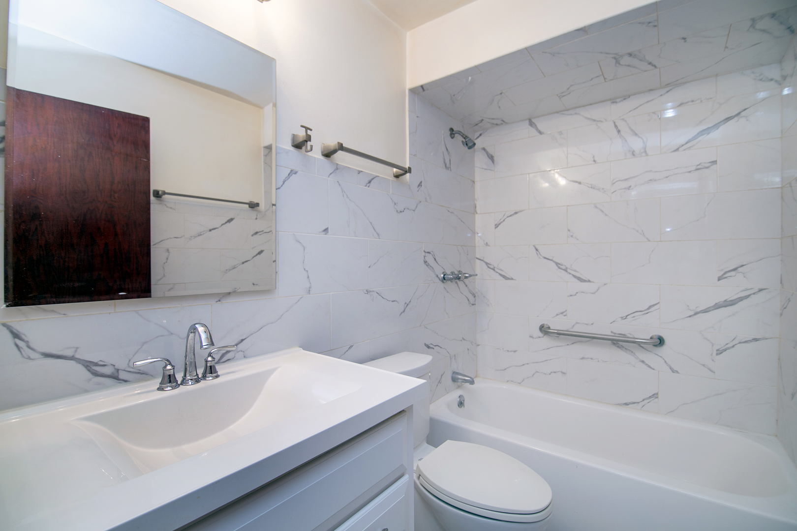 9724 S Karlov Avenue #105, Oak Lawn, IL 60453