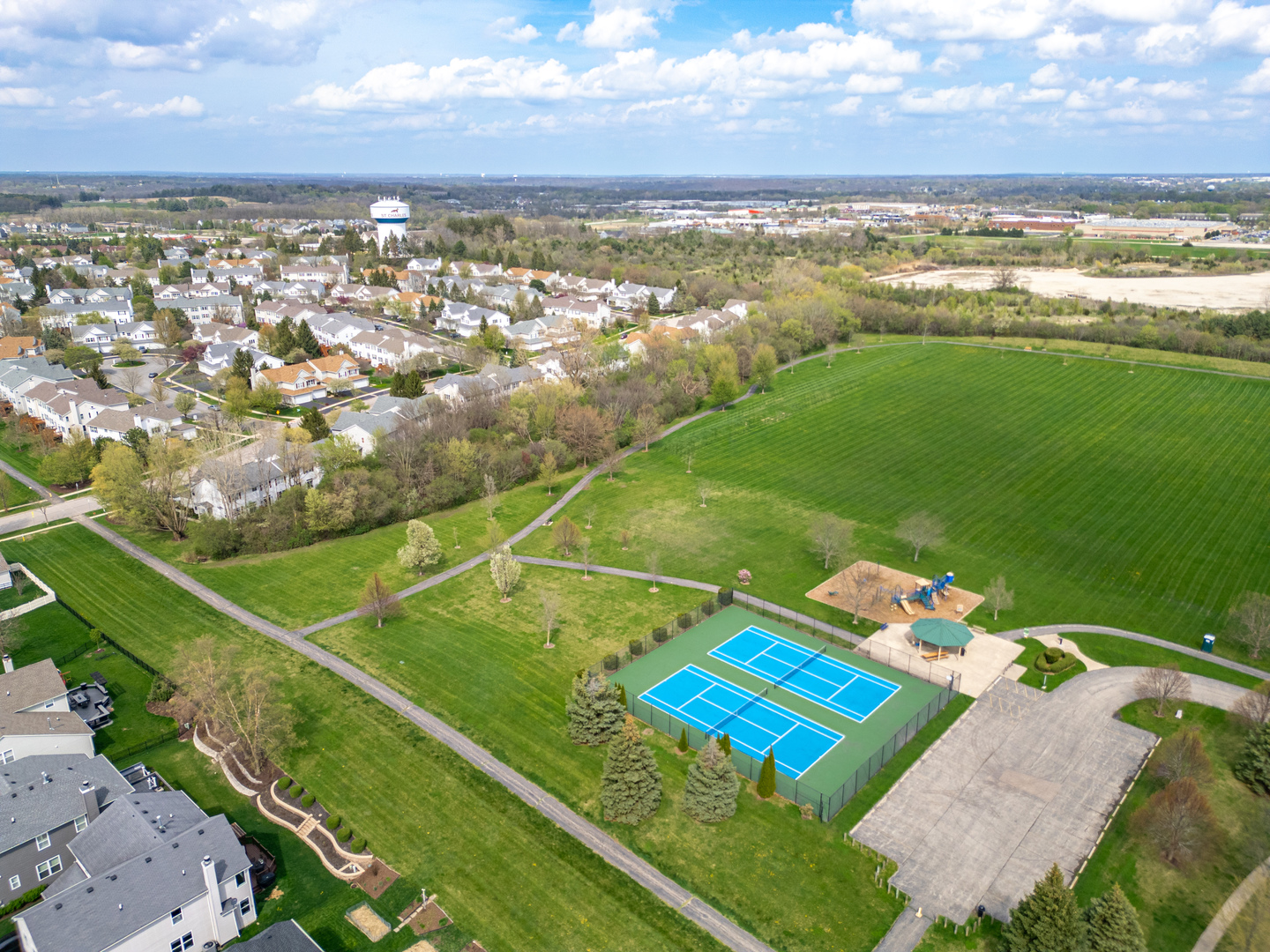 270 Grand Ridge Road #270, St. Charles, IL 60175