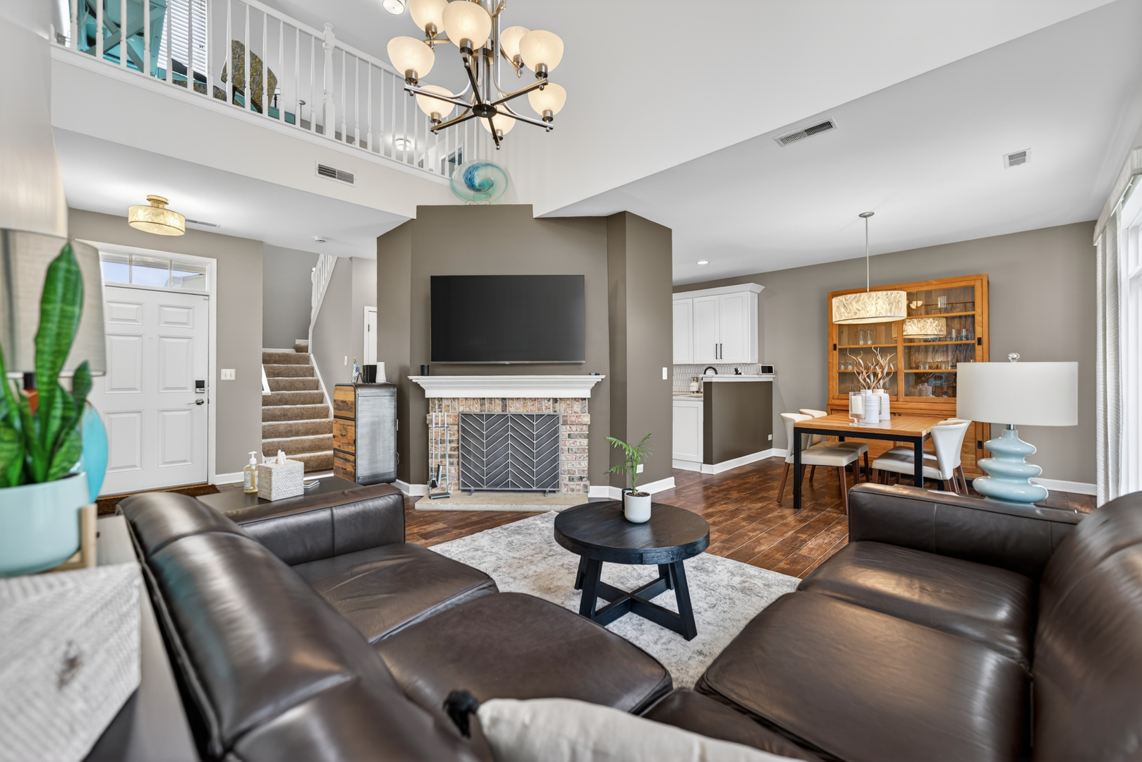 270 Grand Ridge Road #270, St. Charles, IL 60175