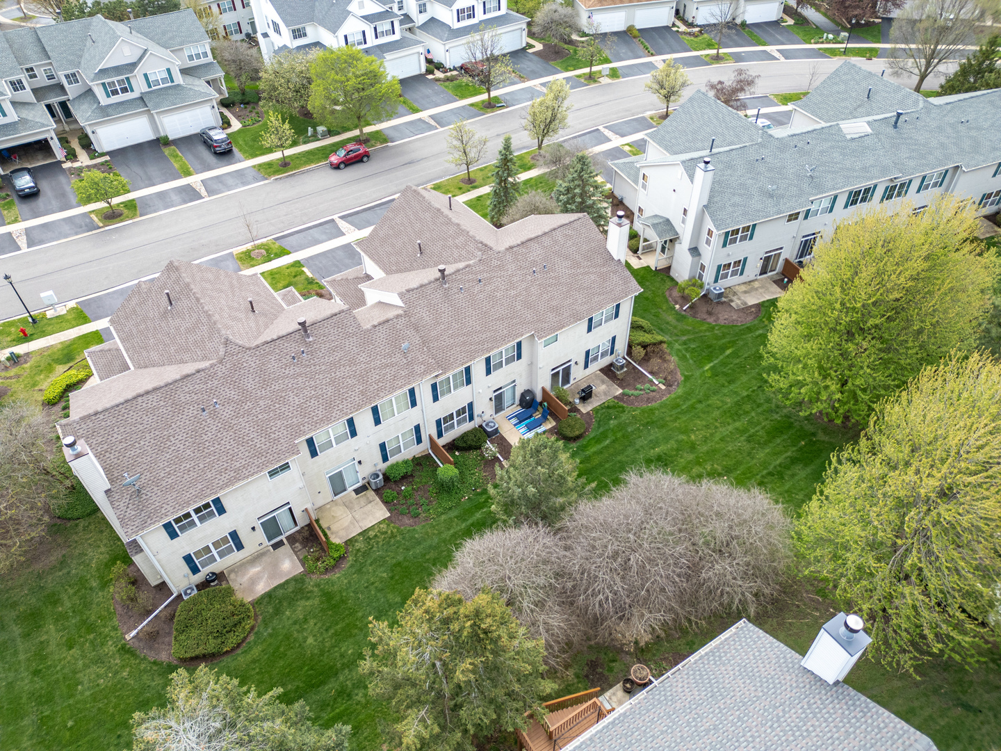 270 Grand Ridge Road #270, St. Charles, IL 60175