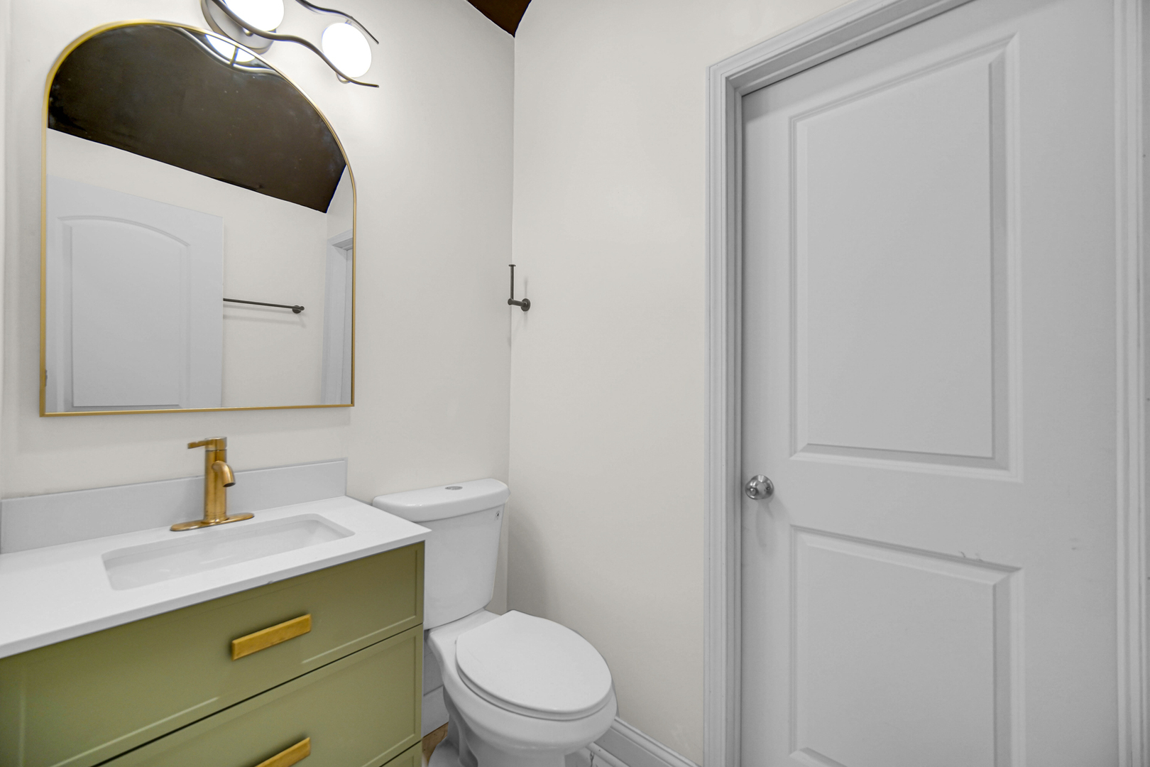 9321 S Green Street, Chicago, IL 60620