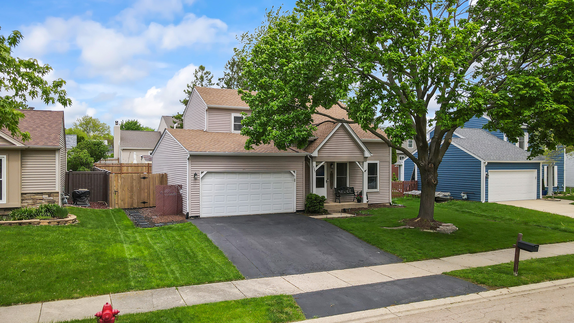 2250 Bannister Lane, Aurora, IL 60504
