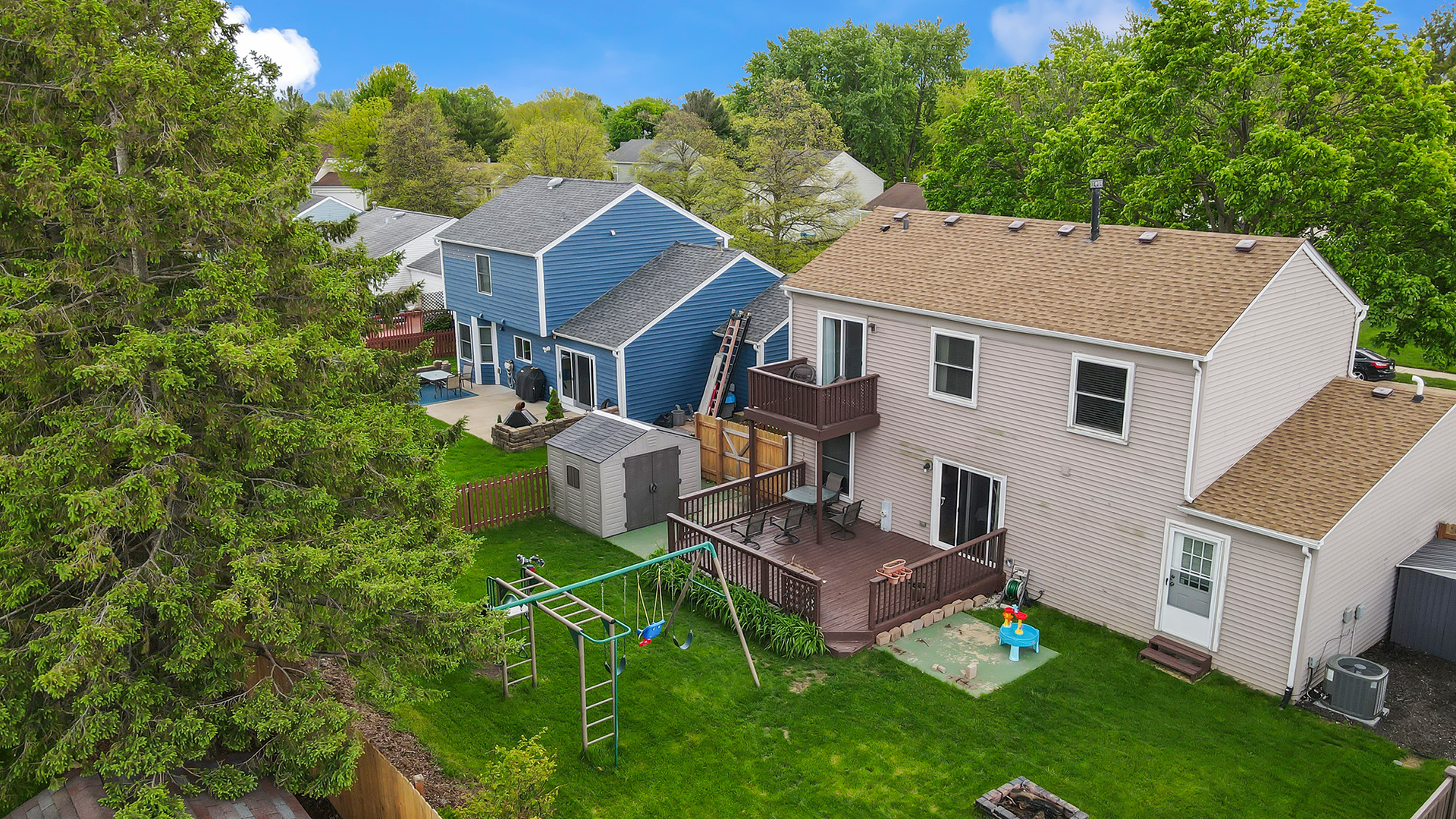 2250 Bannister Lane, Aurora, IL 60504