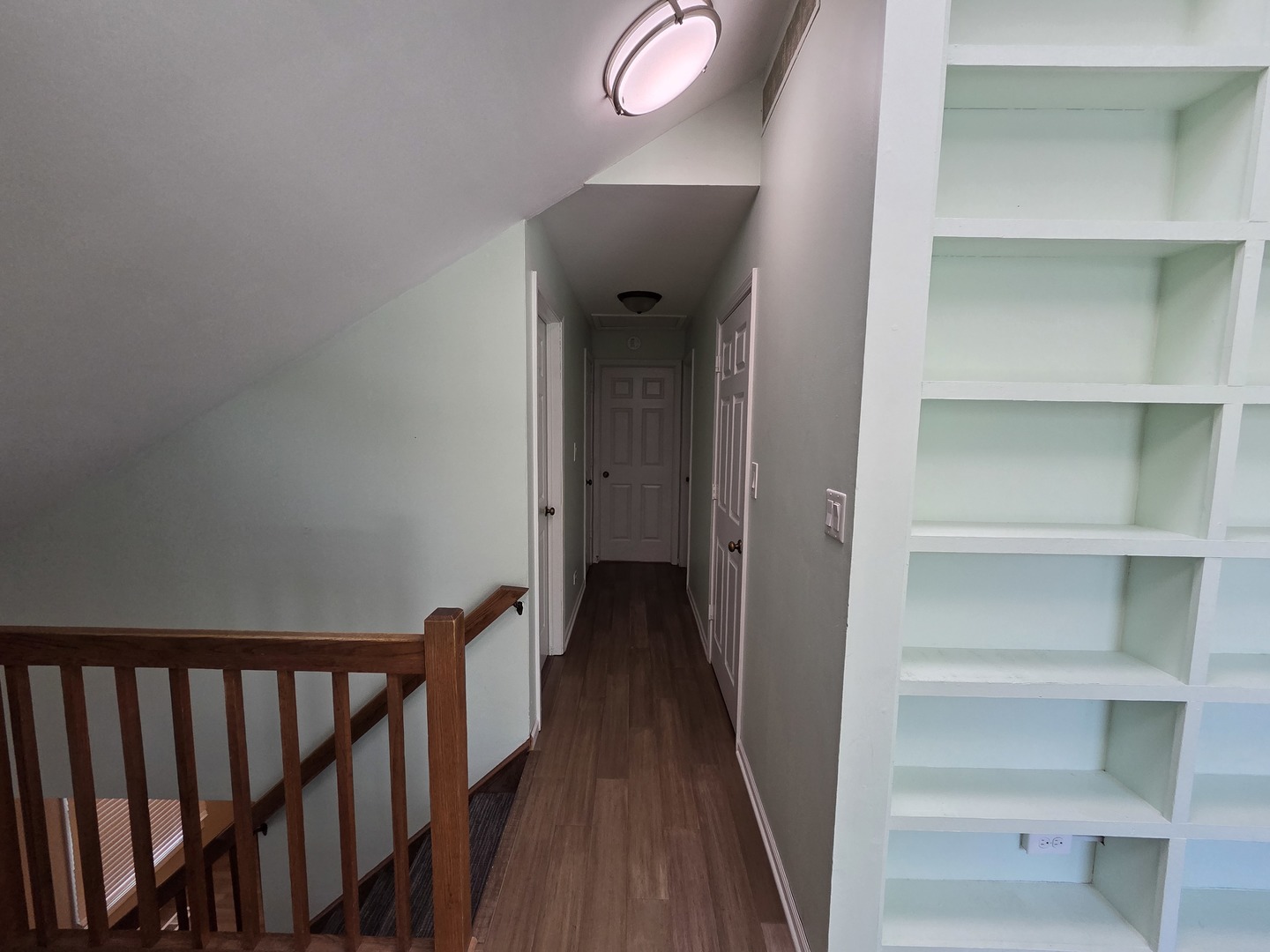 406 College Crossing, Rolling Meadows, IL 60008