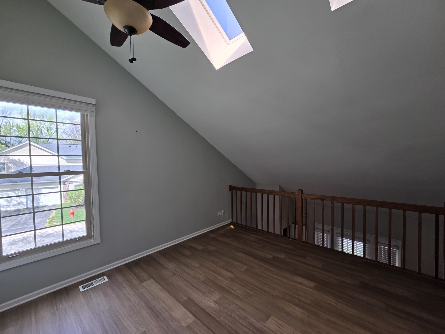 406 College Crossing, Rolling Meadows, IL 60008