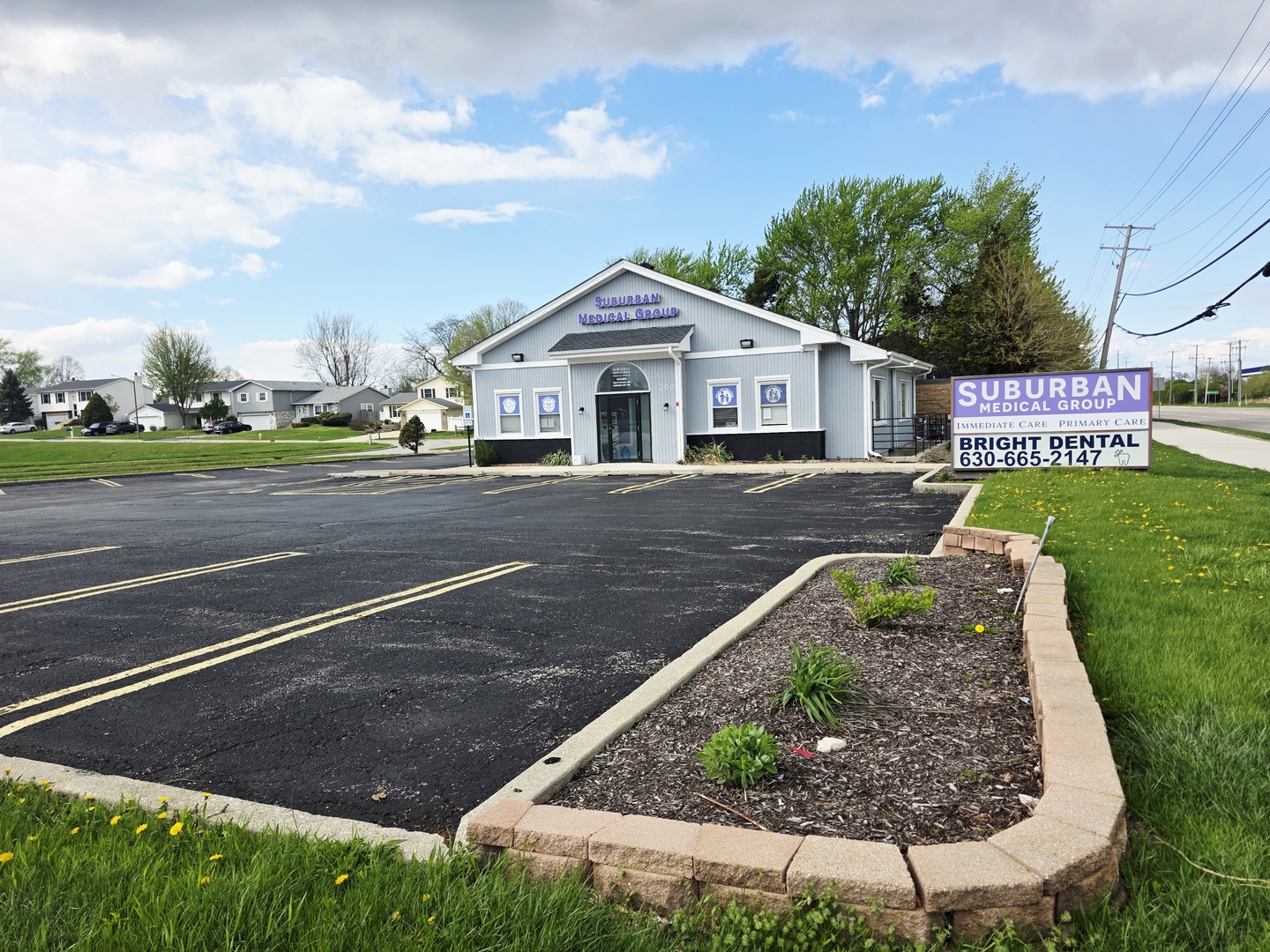 200 N Gary Avenue, Carol Stream, IL 60188