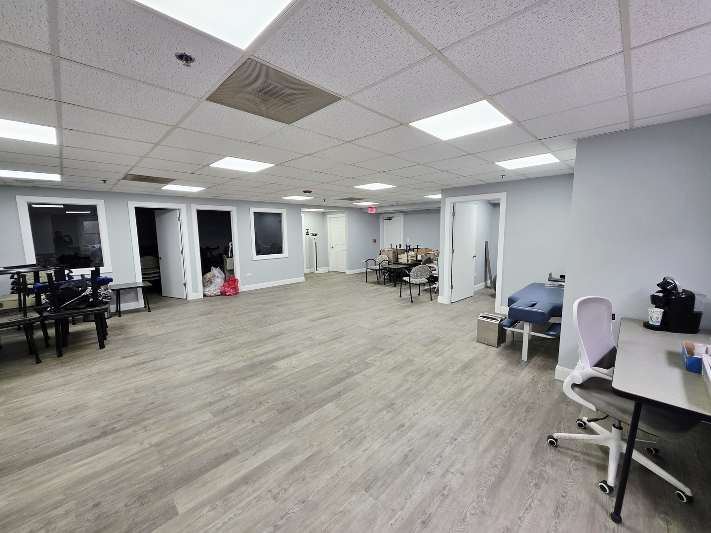 200 N Gary Avenue, Carol Stream, IL 60188