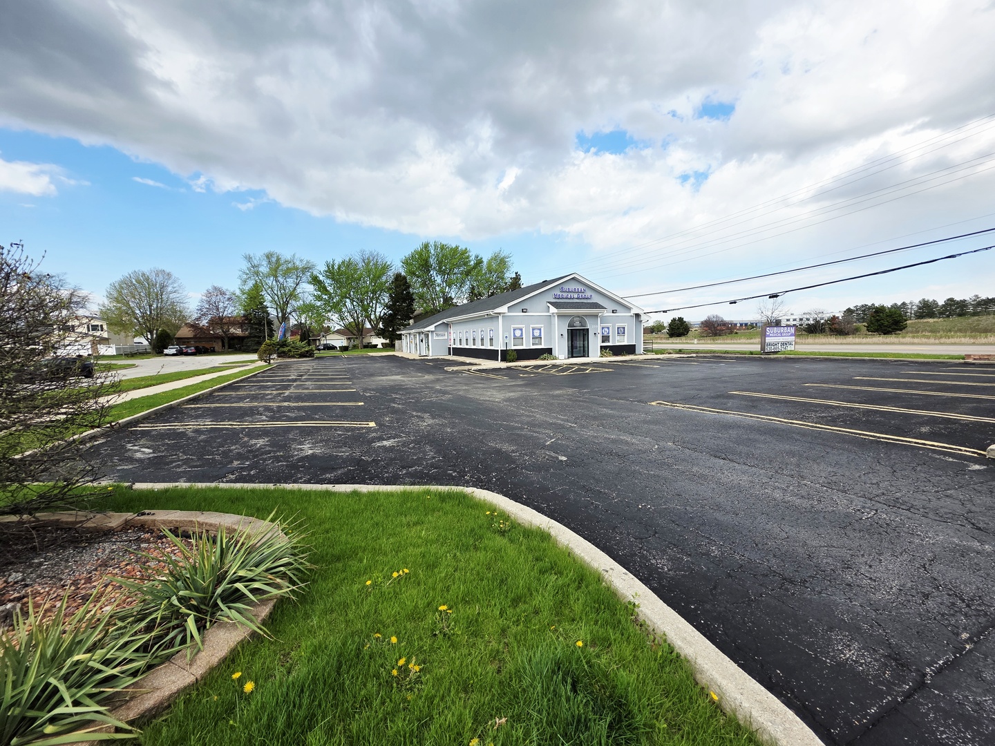 200 N Gary Avenue, Carol Stream, IL 60188