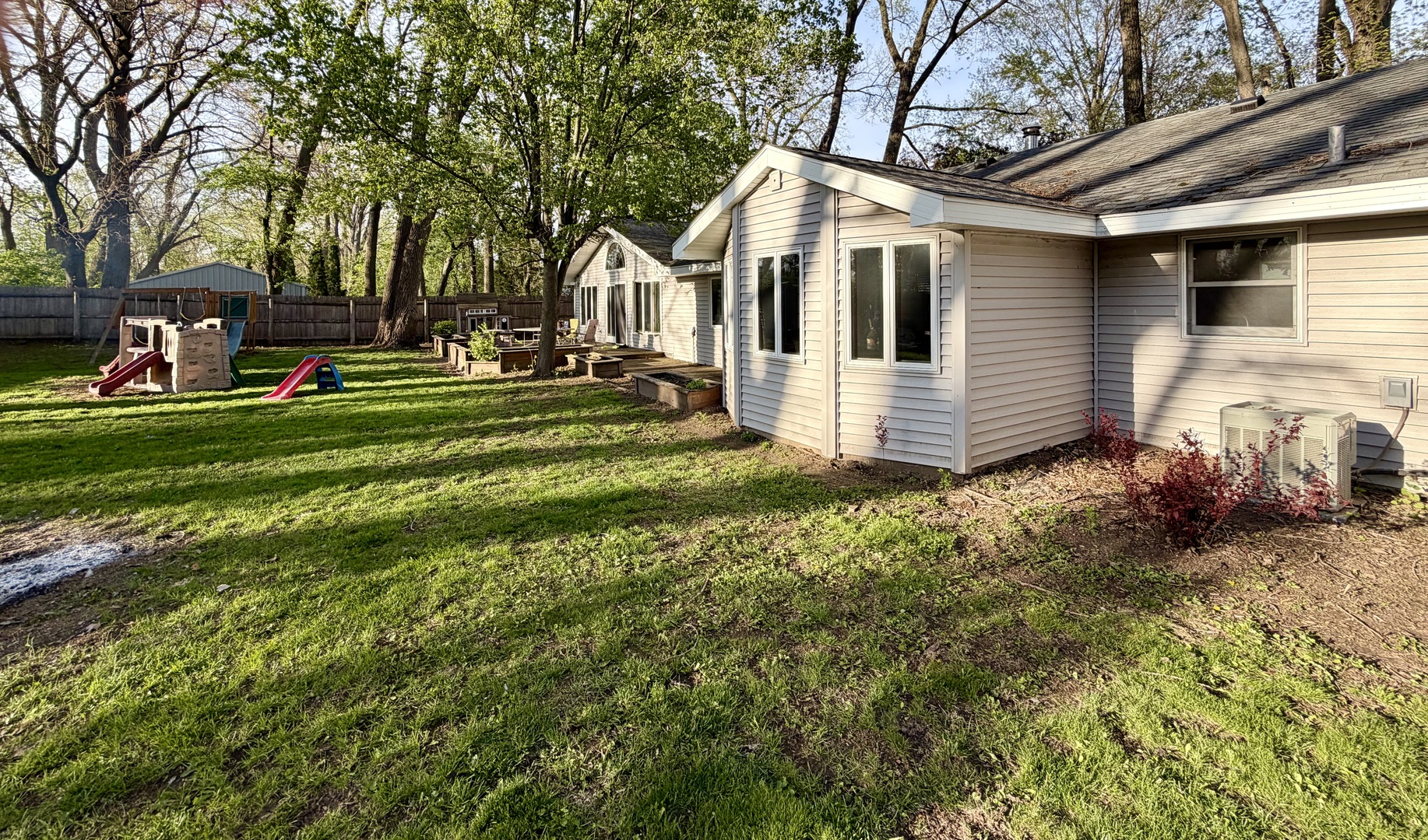 1555 N Rollin Lane, Coal City, IL 60416
