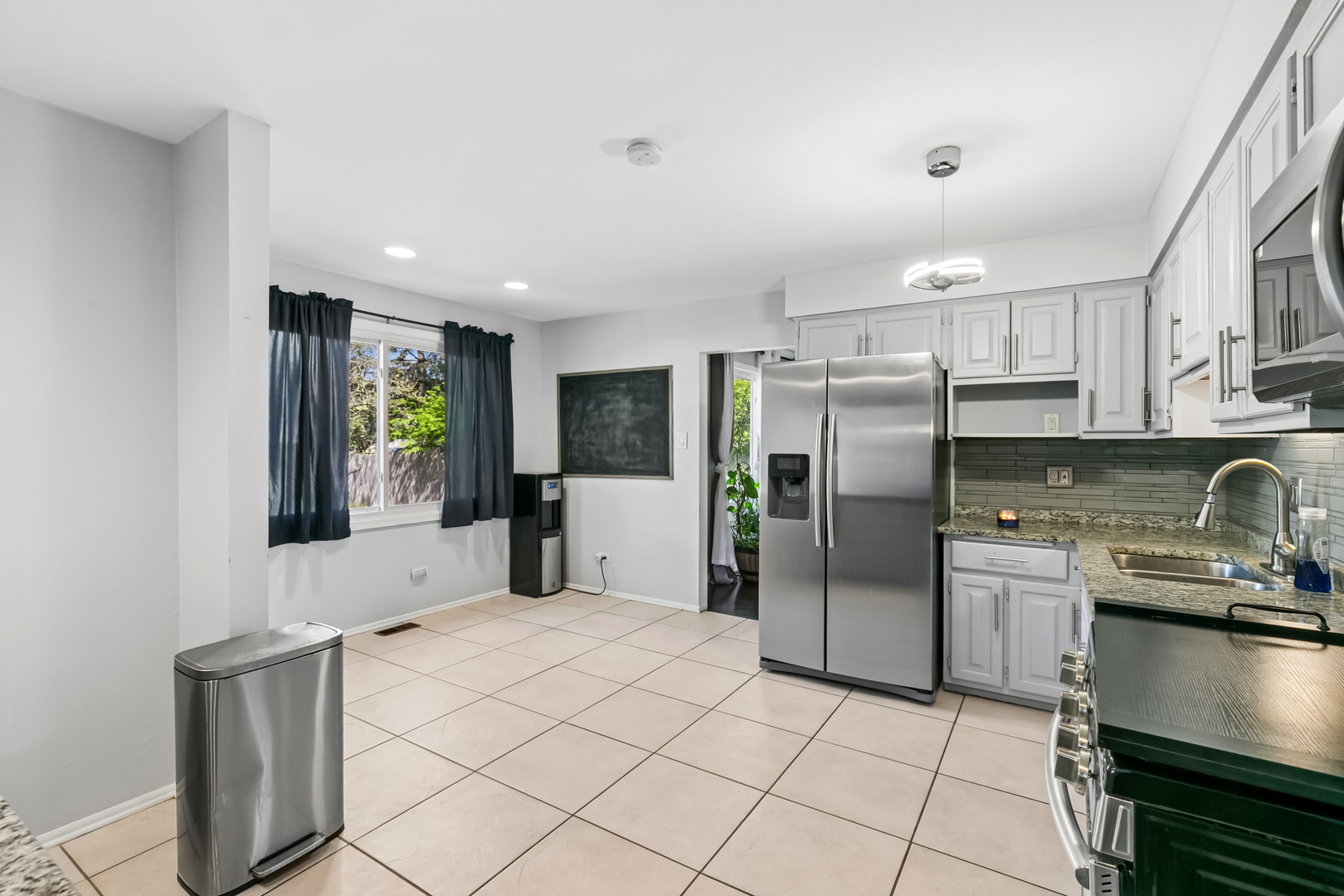 18436 Aberdeen Street, Homewood, IL 60430