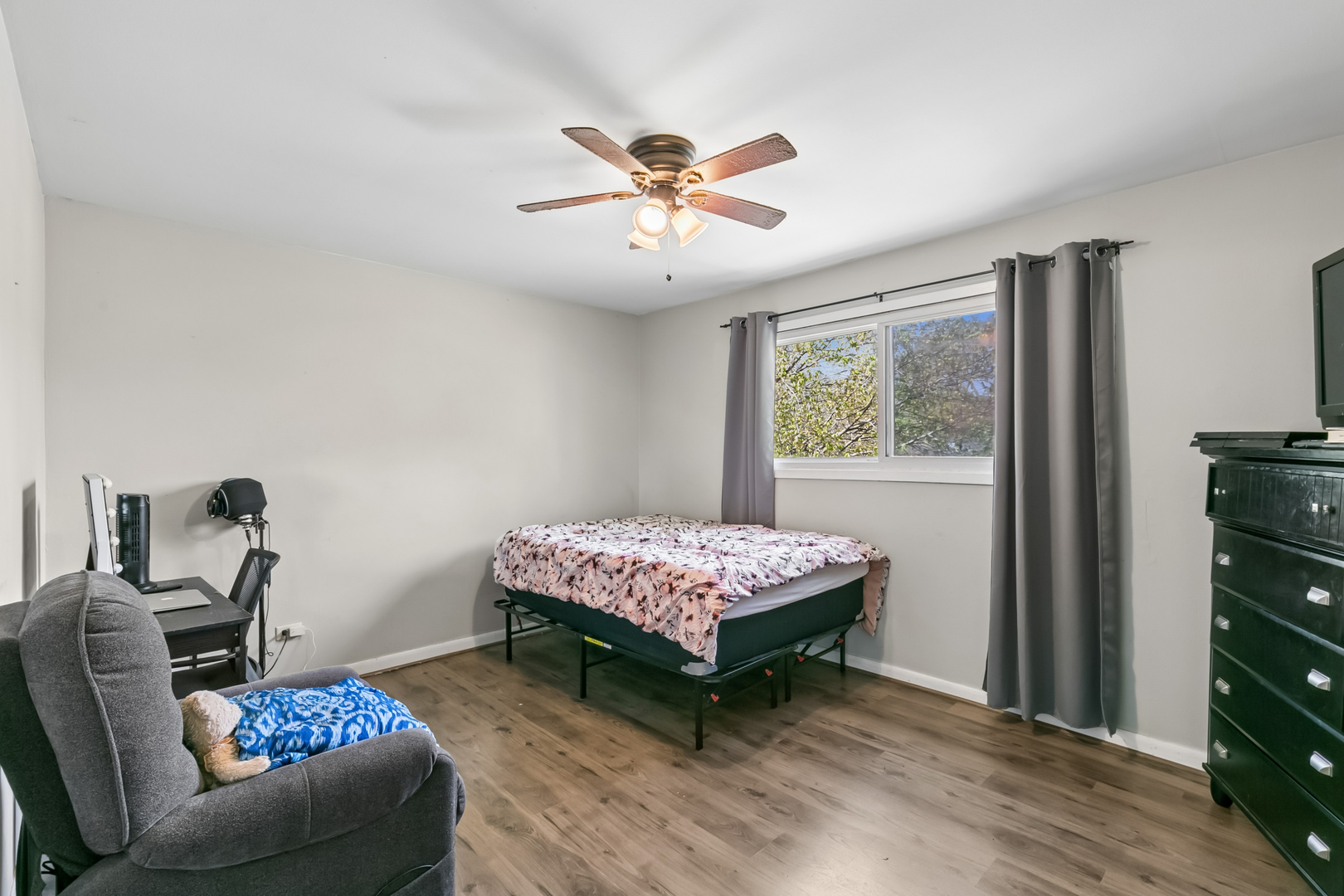 18436 Aberdeen Street, Homewood, IL 60430