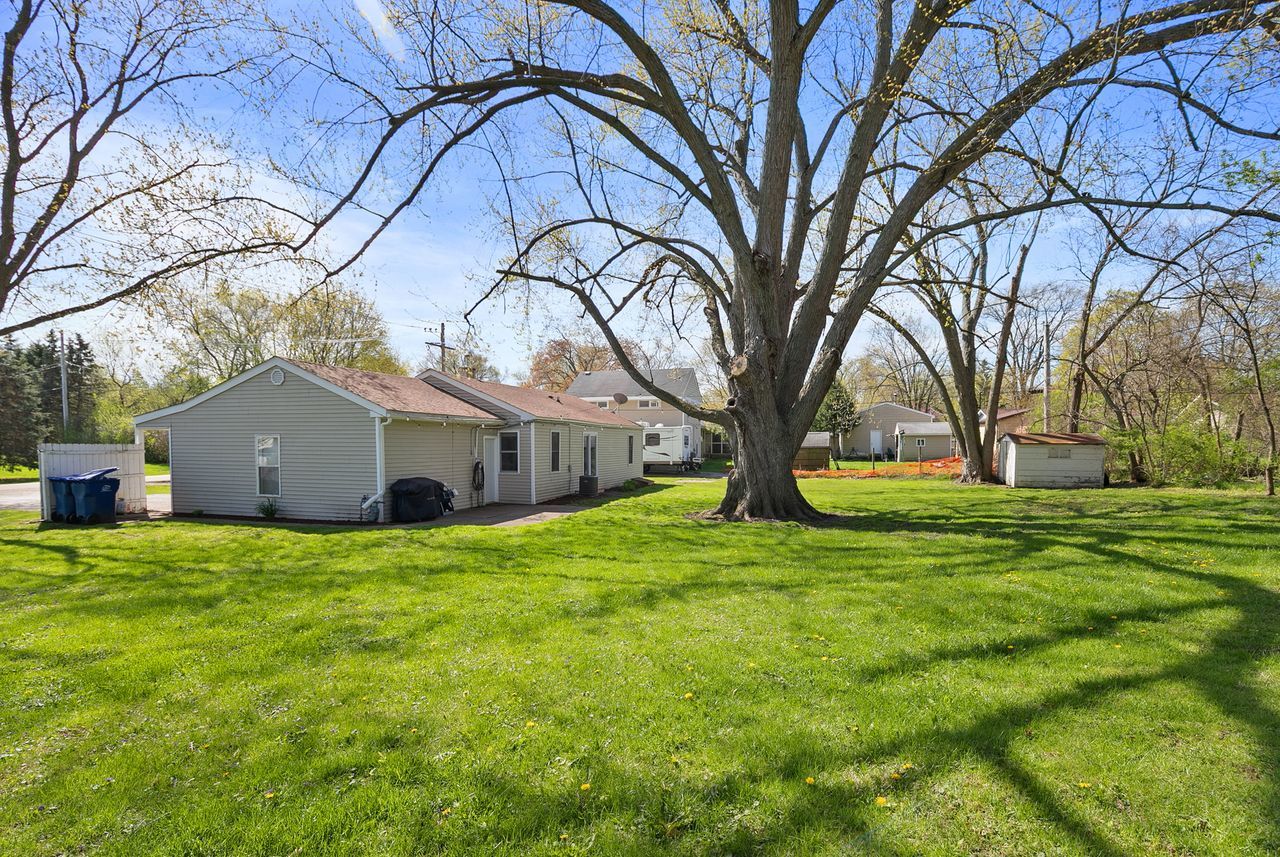 36812 N Helen Drive, Lake Villa, IL 60046