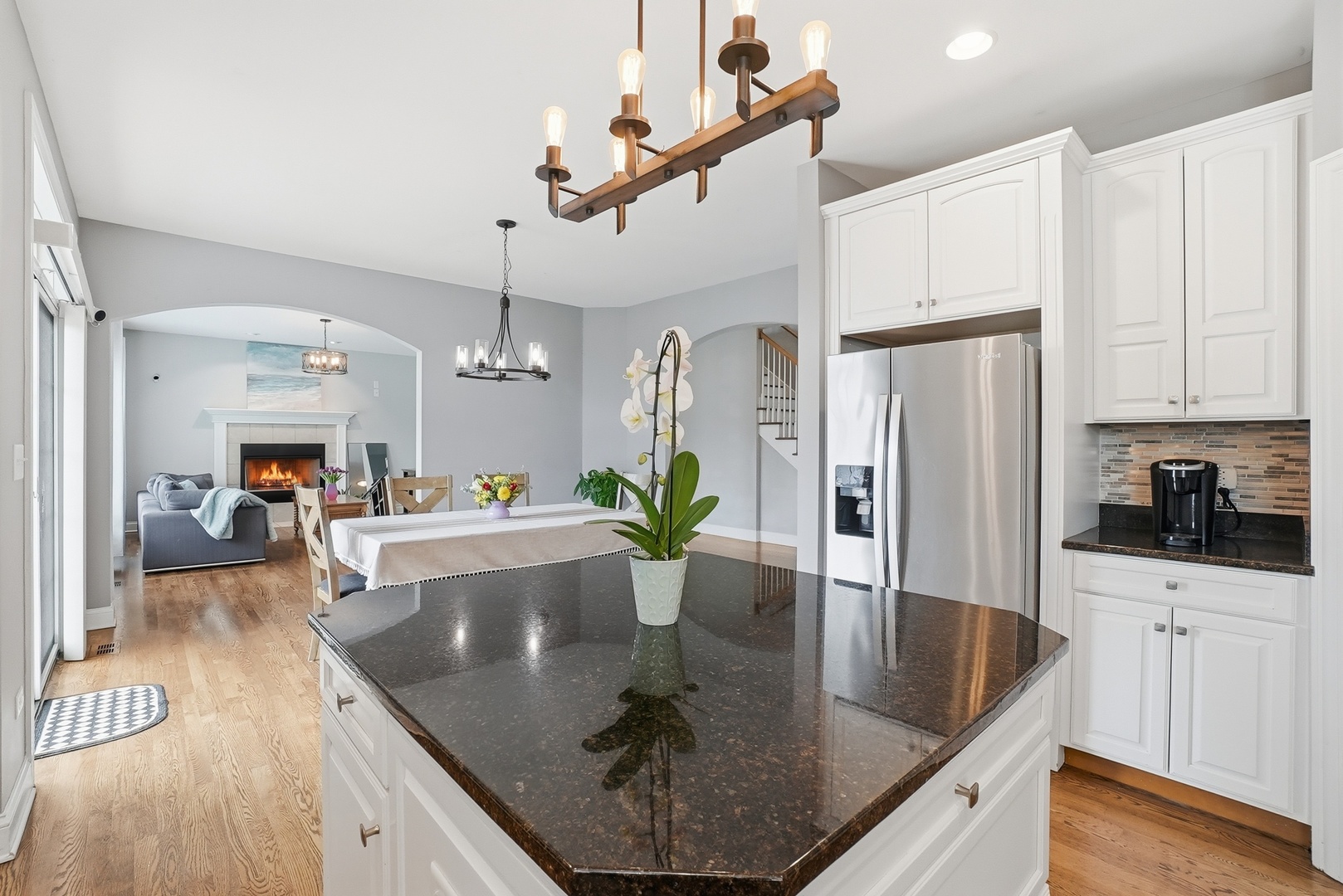 0S635 Robbins Street, Winfield, IL 60190