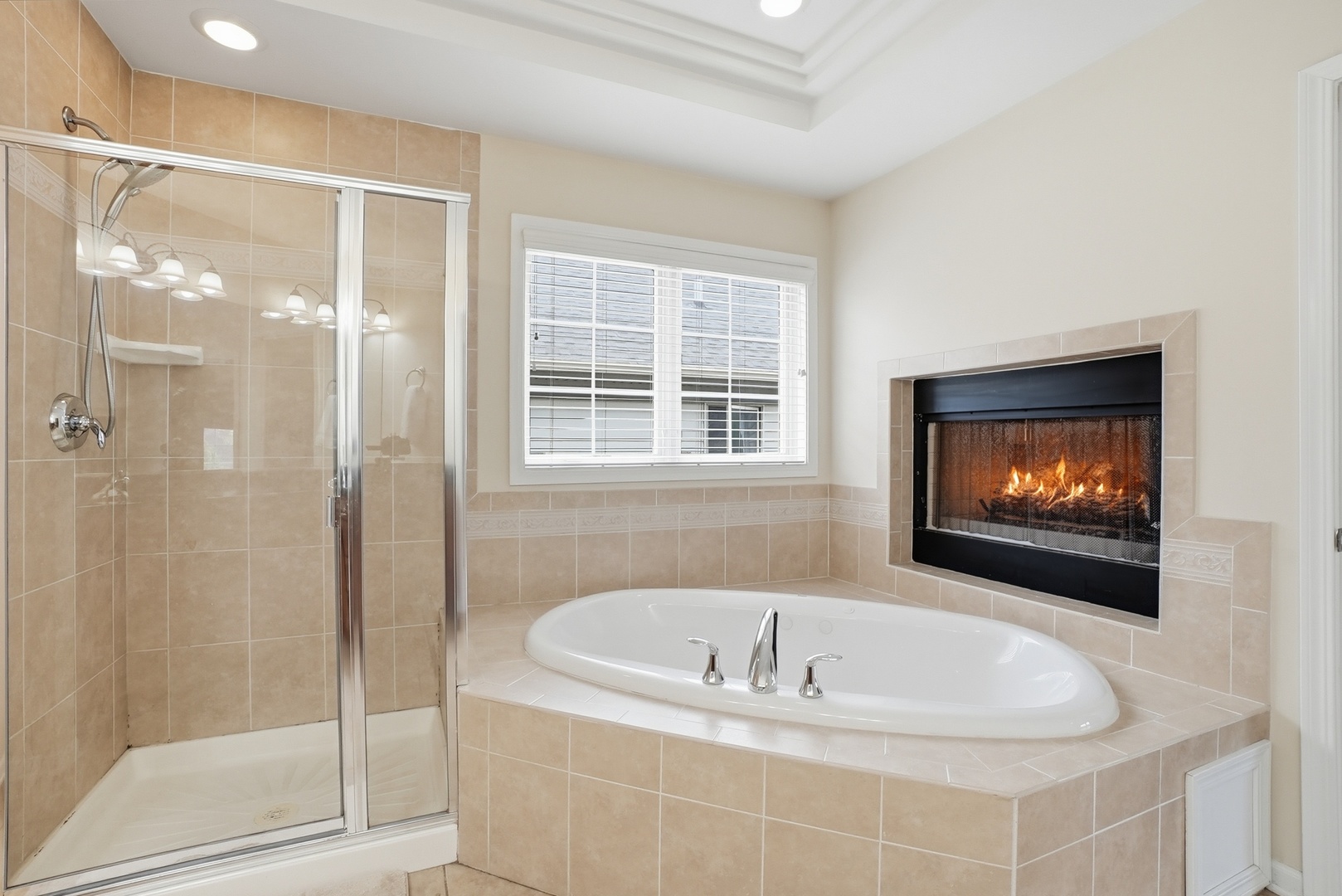 0S635 Robbins Street, Winfield, IL 60190