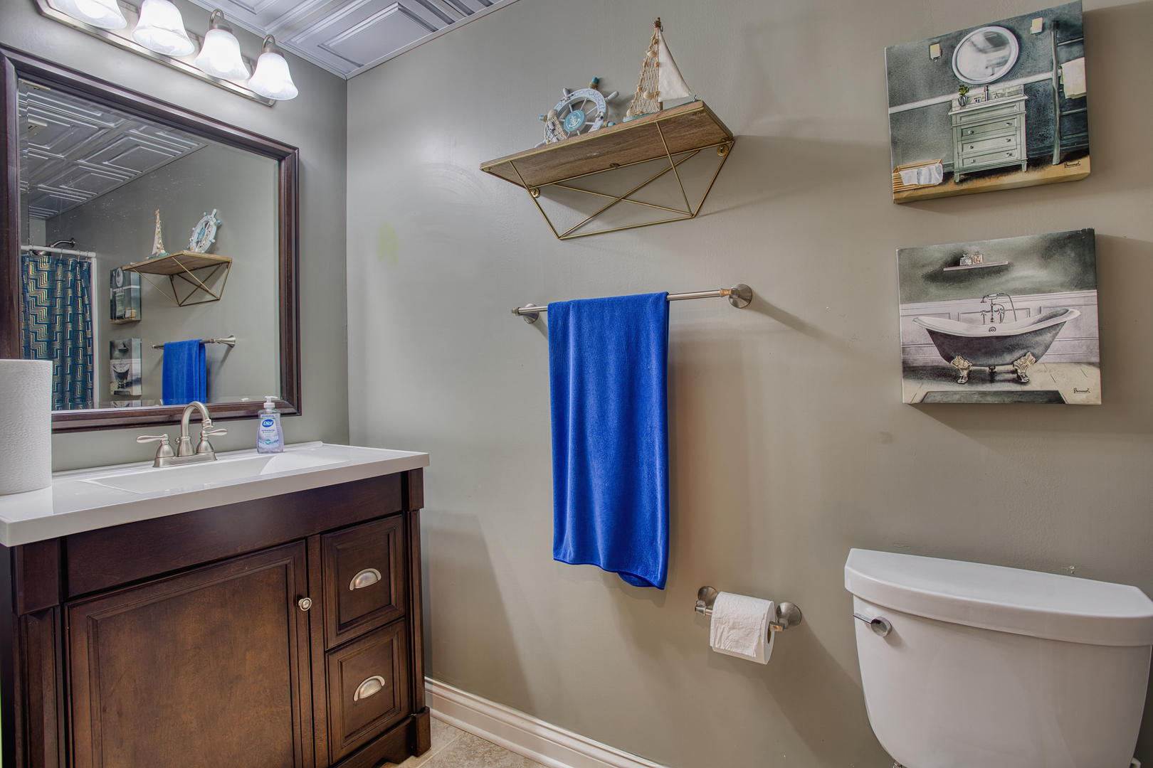 0S635 Robbins Street, Winfield, IL 60190