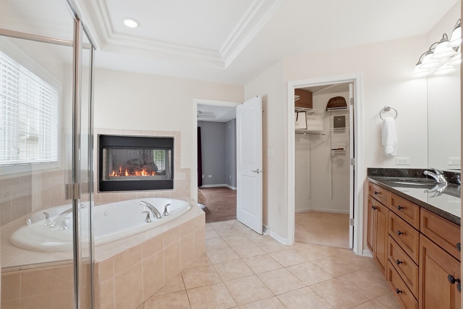 0S635 Robbins Street, Winfield, IL 60190