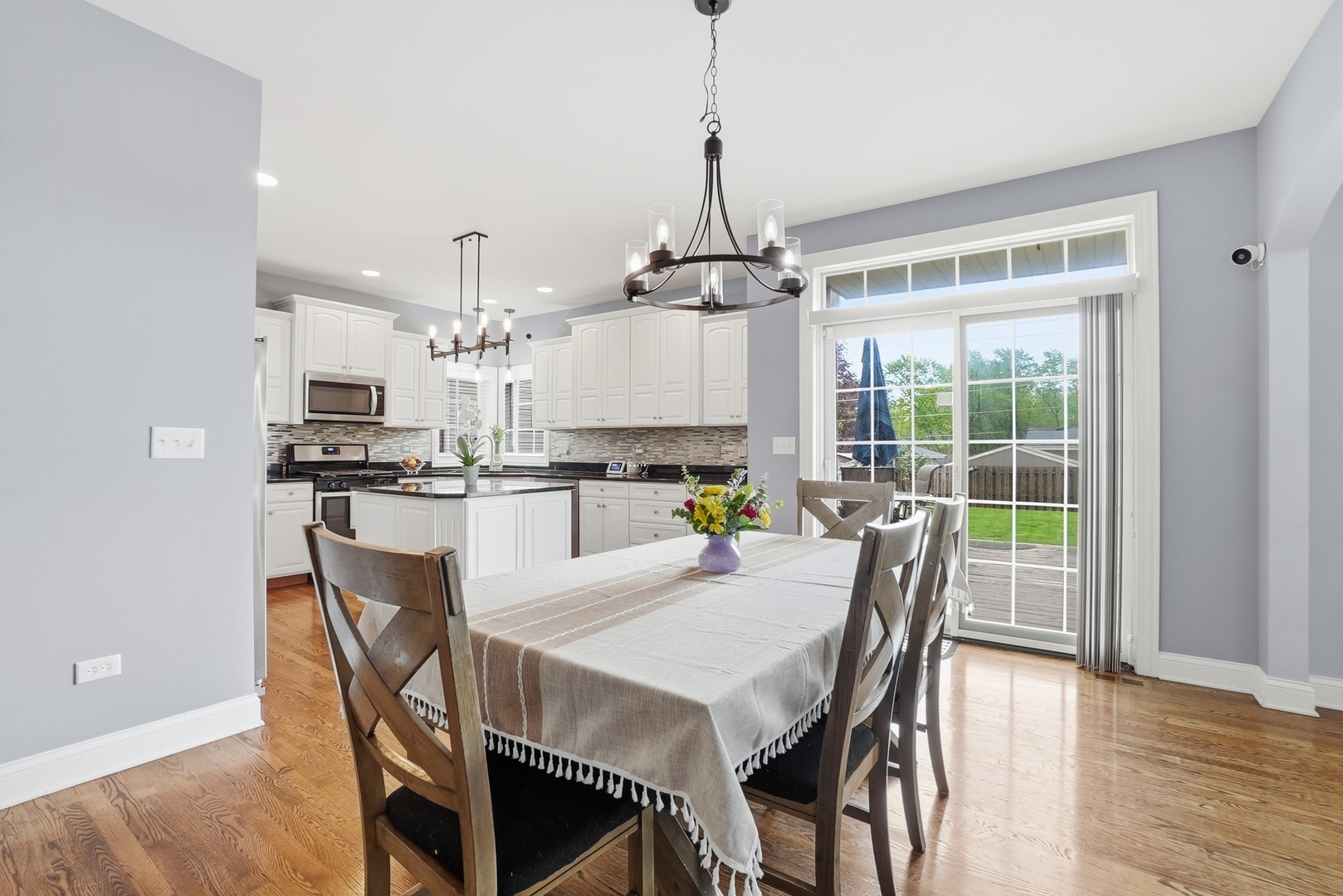 0S635 Robbins Street, Winfield, IL 60190