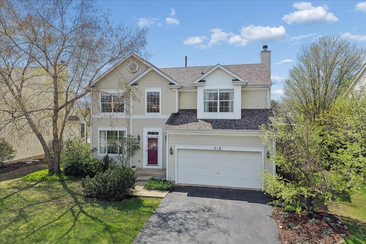 913 Meadowridge Drive, Aurora, IL 60504