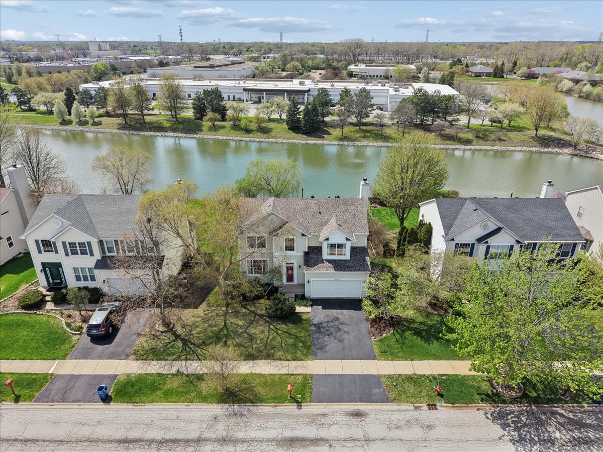 913 Meadowridge Drive, Aurora, IL 60504