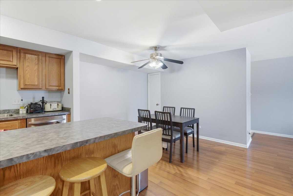 14B Kingery Quarter #108, Willowbrook, IL 60527