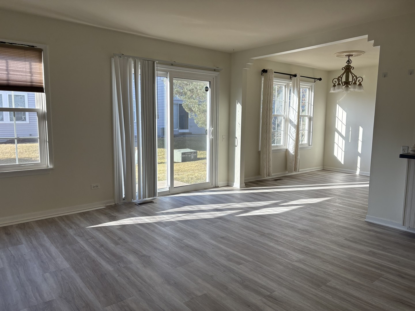 711 Savannah Lane #711, Crystal Lake, IL 60014