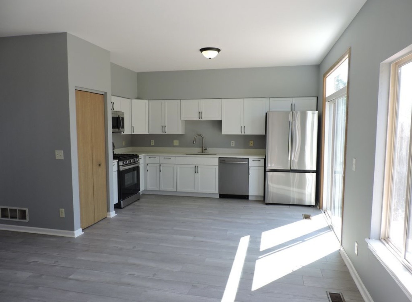 357 Richmond Drive #357, Romeoville, IL 60446