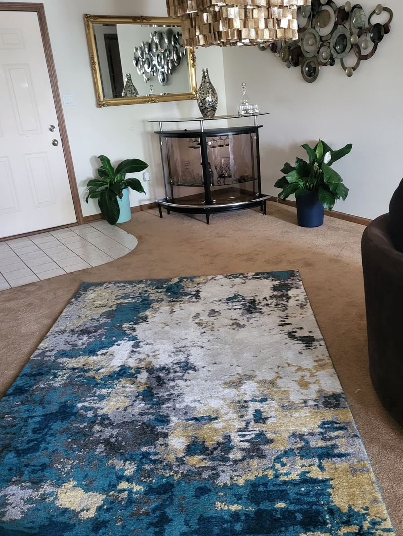 3640 186th Street #405, Lansing, IL 60438